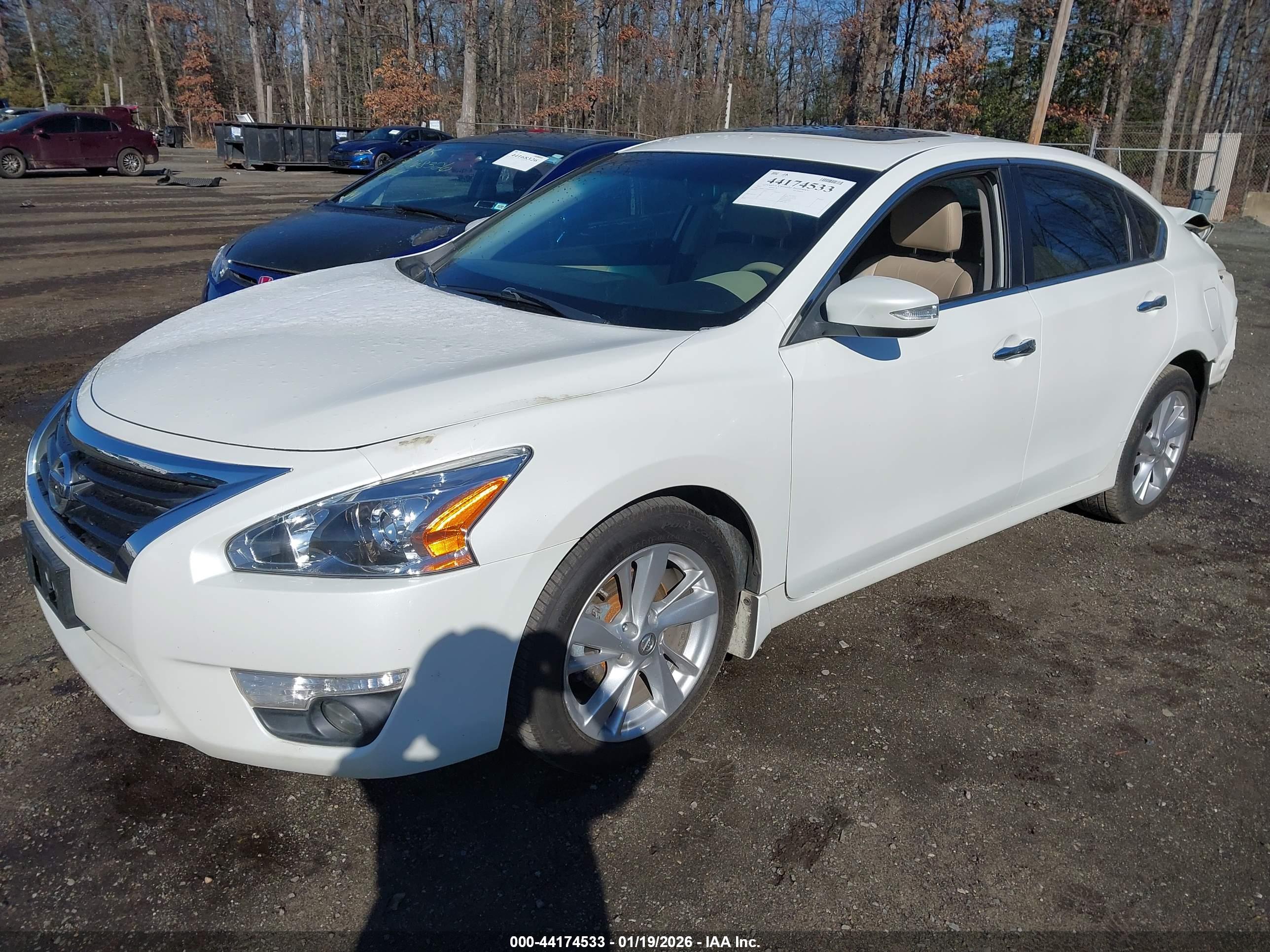 NISSAN ALTIMA image 2