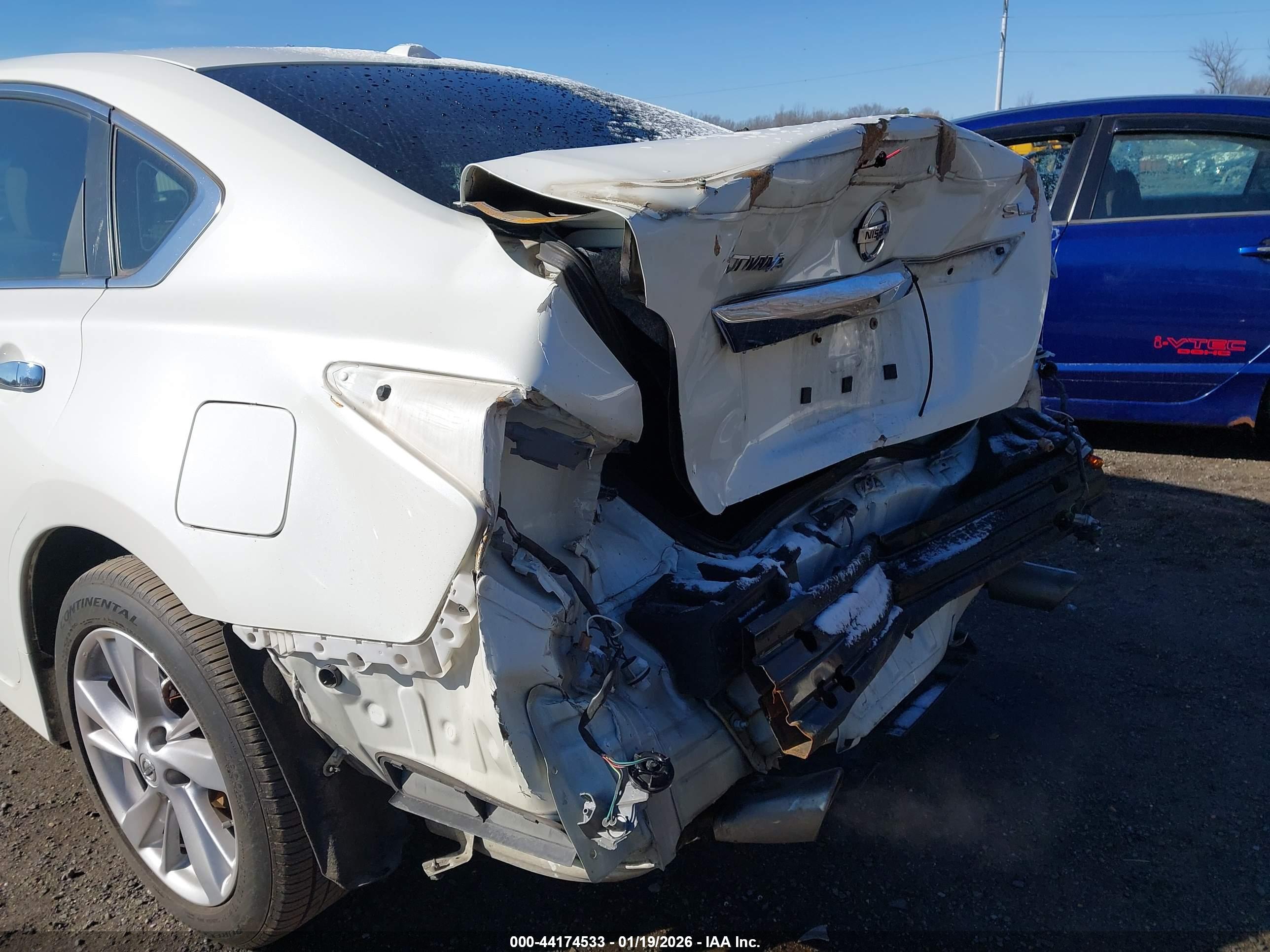 NISSAN ALTIMA image 6