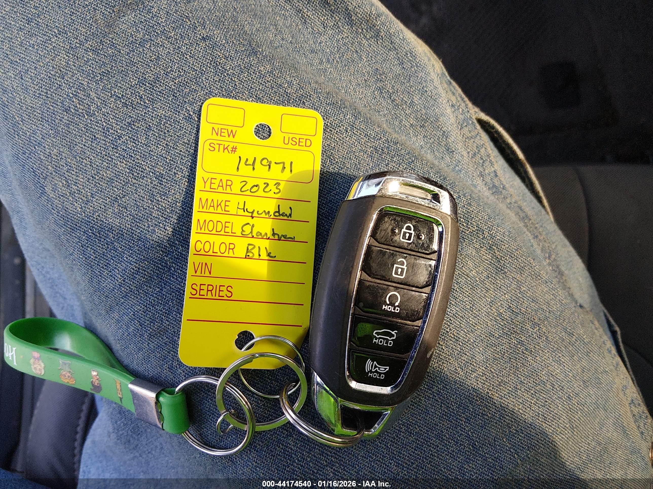 HYUNDAI ELANTRA image 11