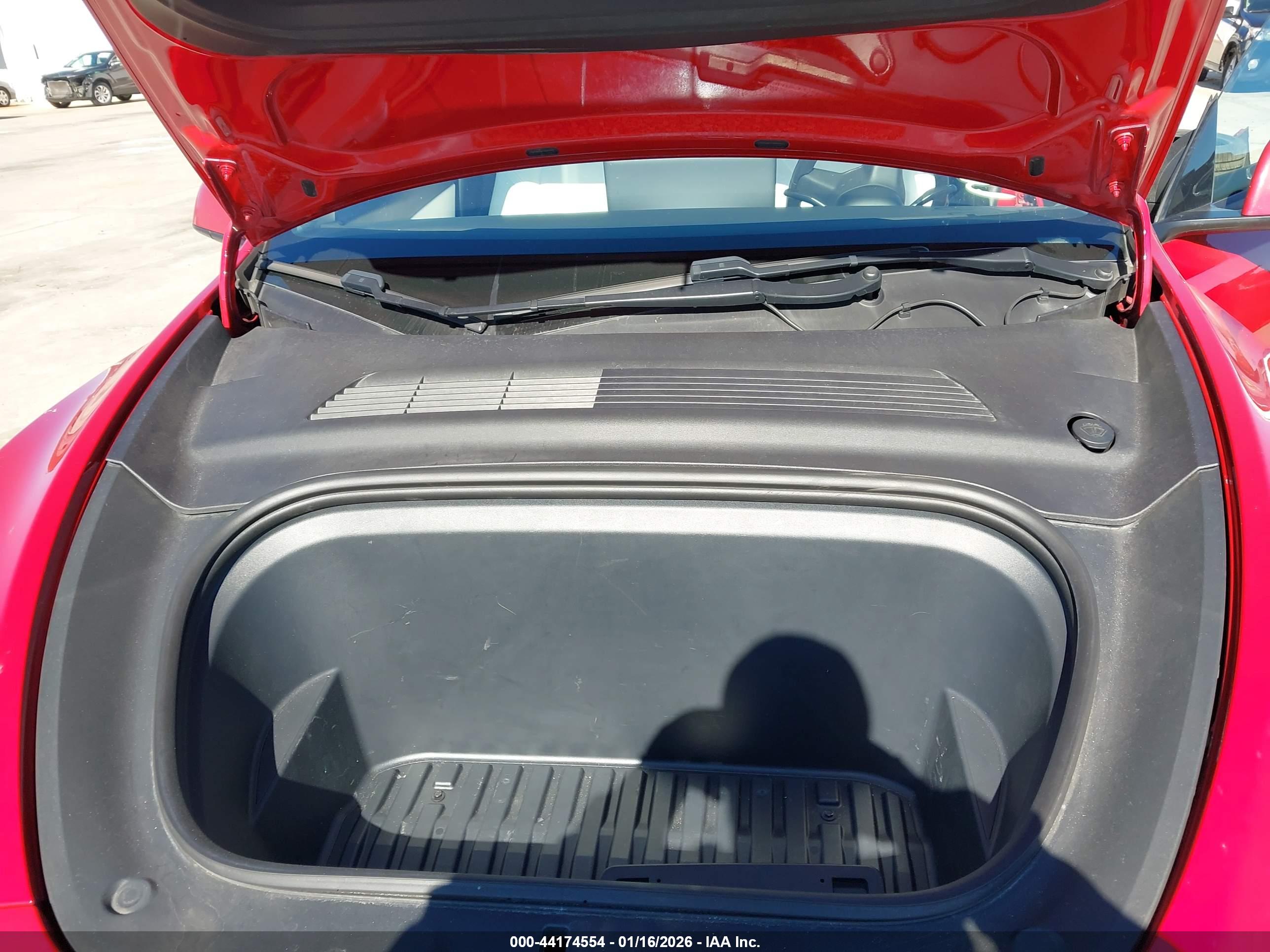 TESLA MODEL image 10