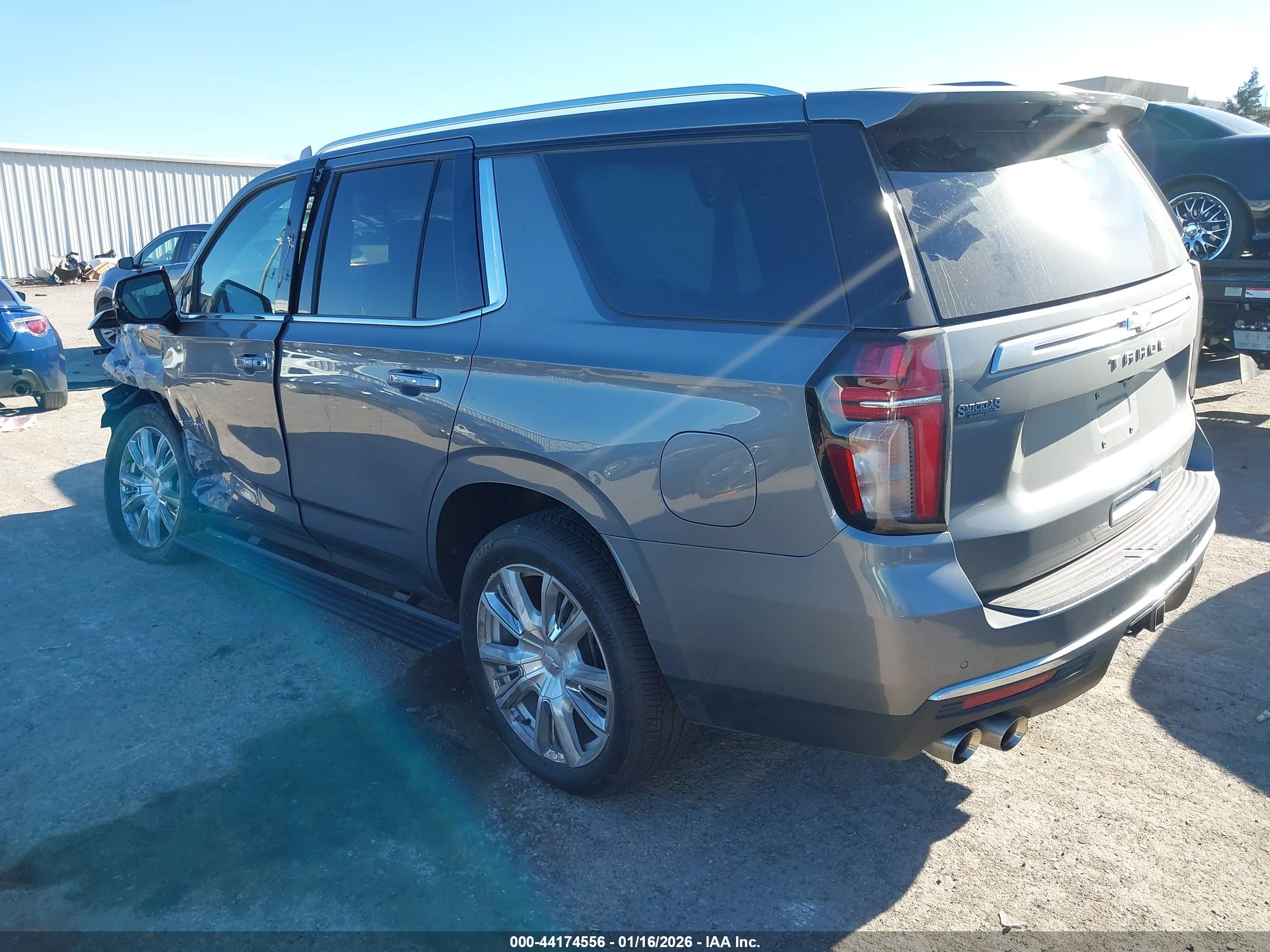CHEVROLET TAHOE image 3