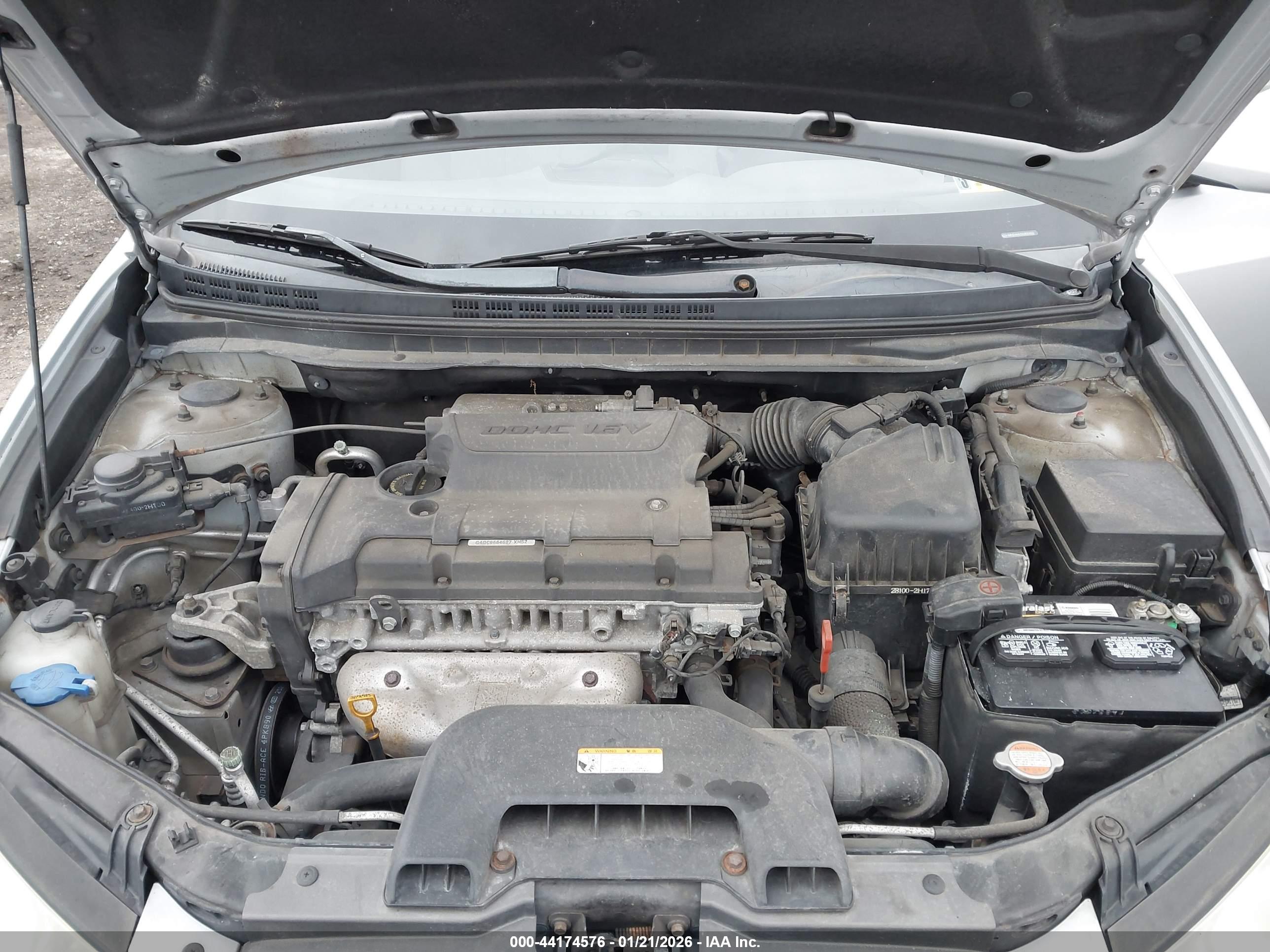 HYUNDAI ELANTRA image 10