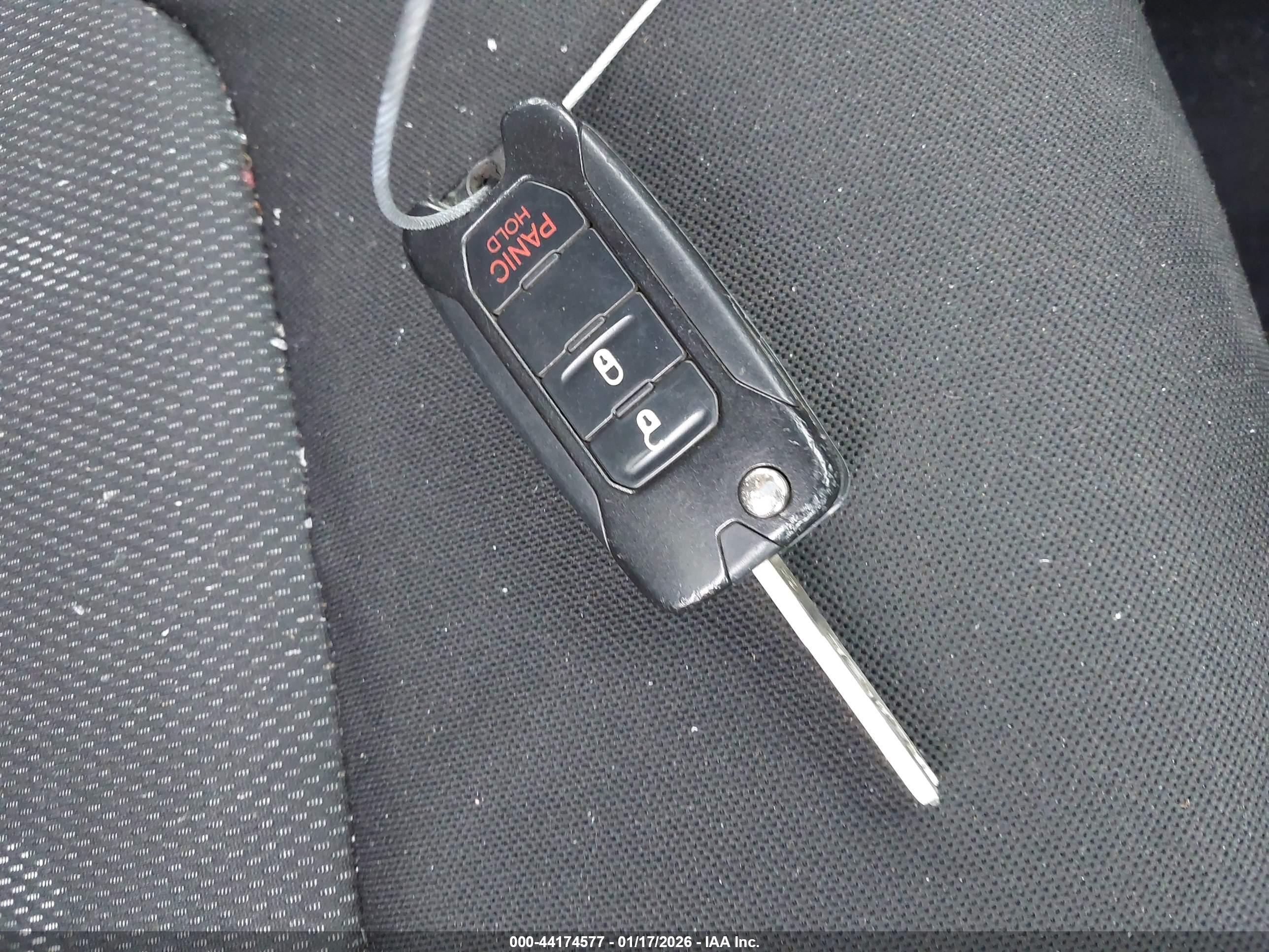 JEEP RENEGADE image 11
