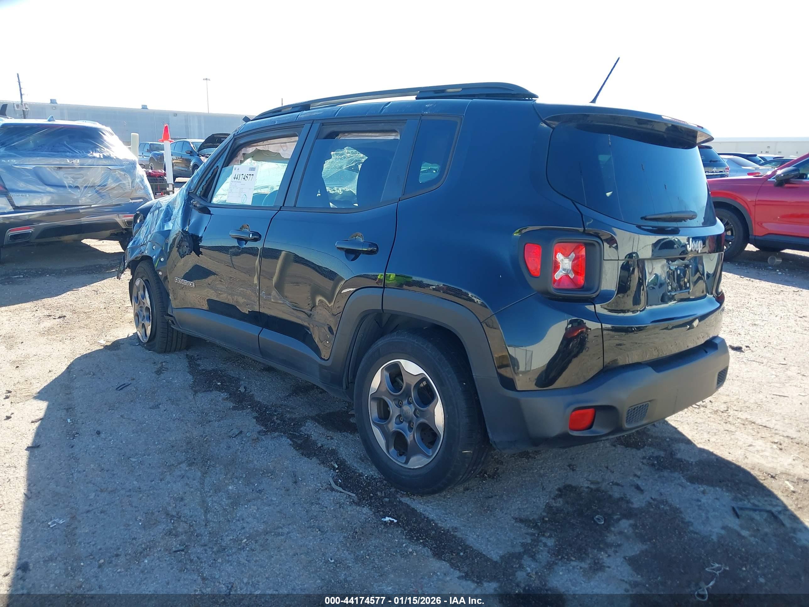 JEEP RENEGADE image 3