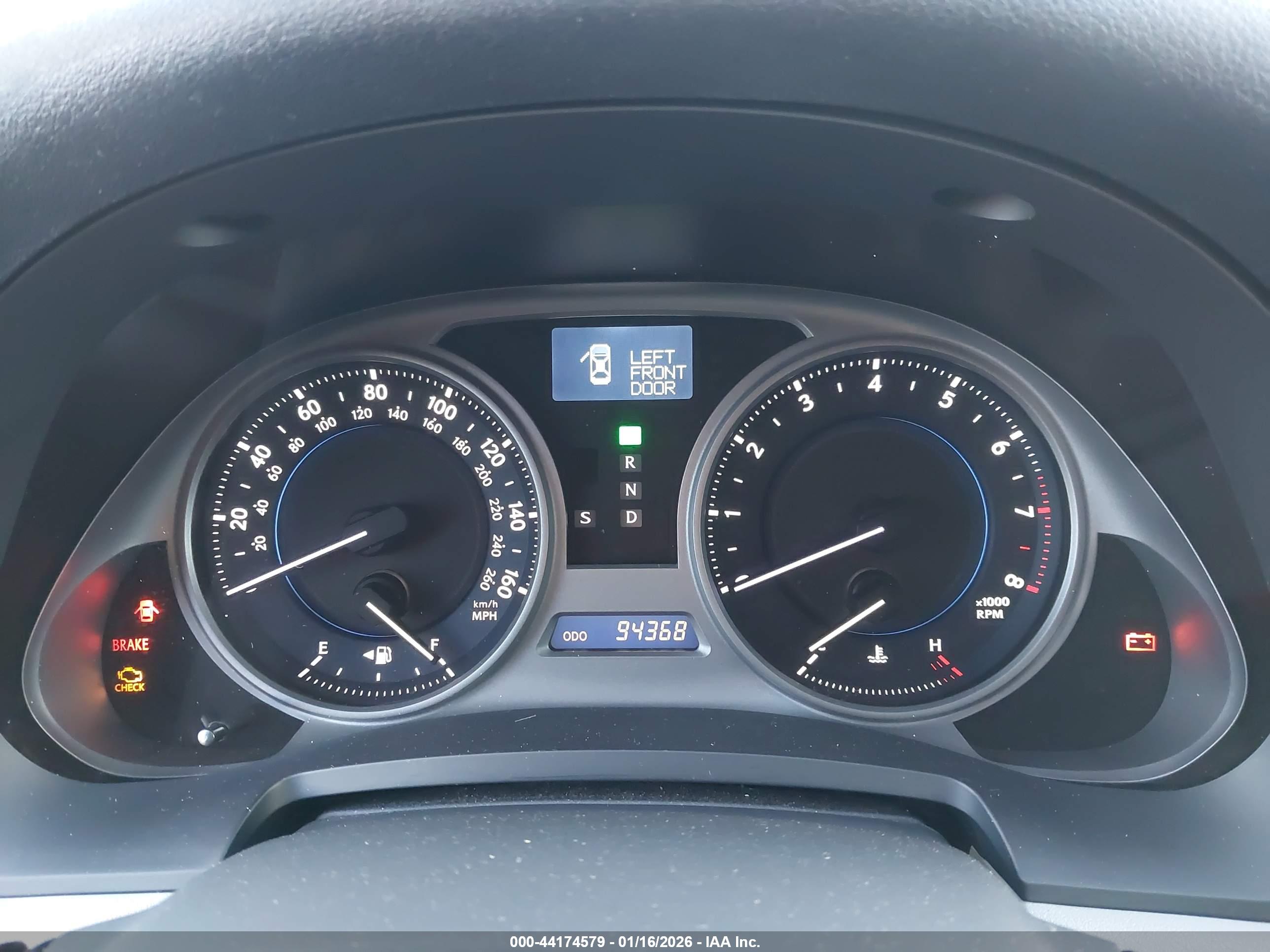LEXUS IS image 7