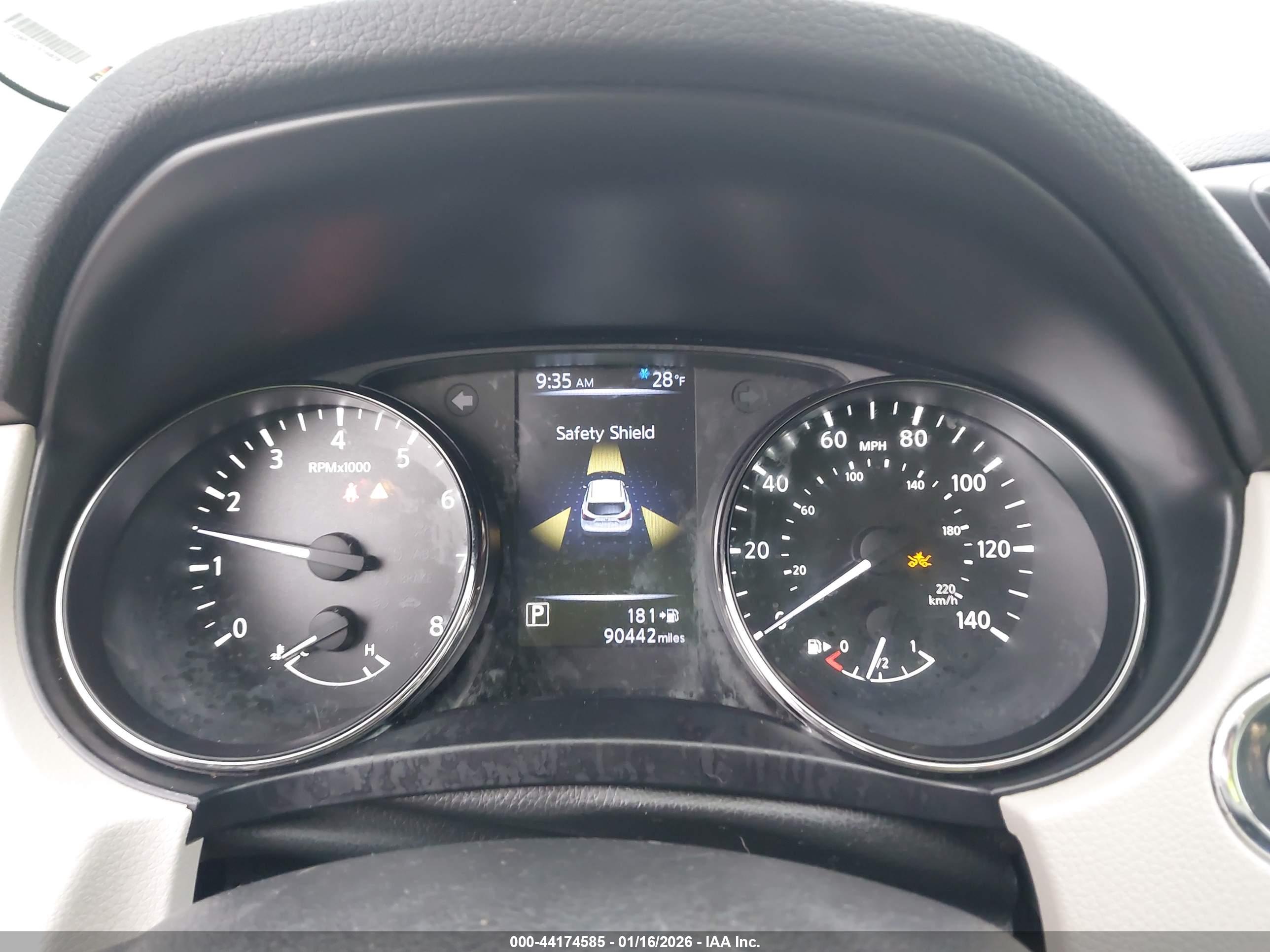 NISSAN ROGUE image 7