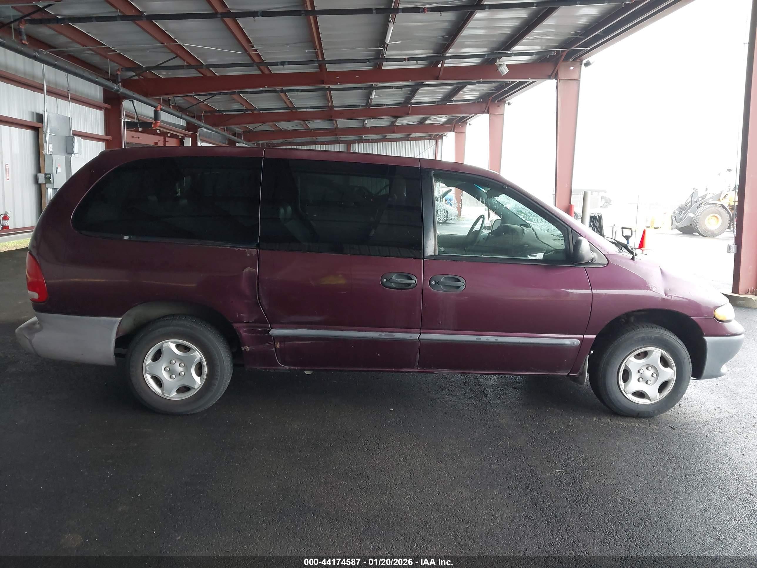 DODGE GRAND image 6