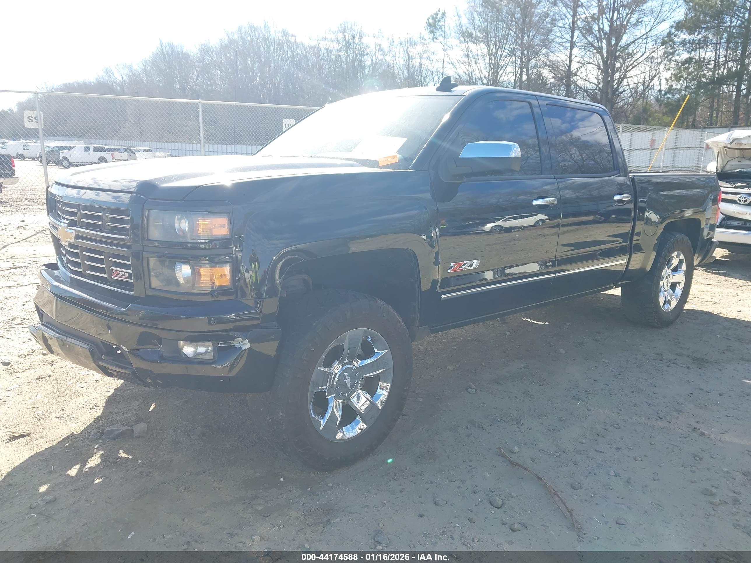 CHEVROLET SILVERADO image 2