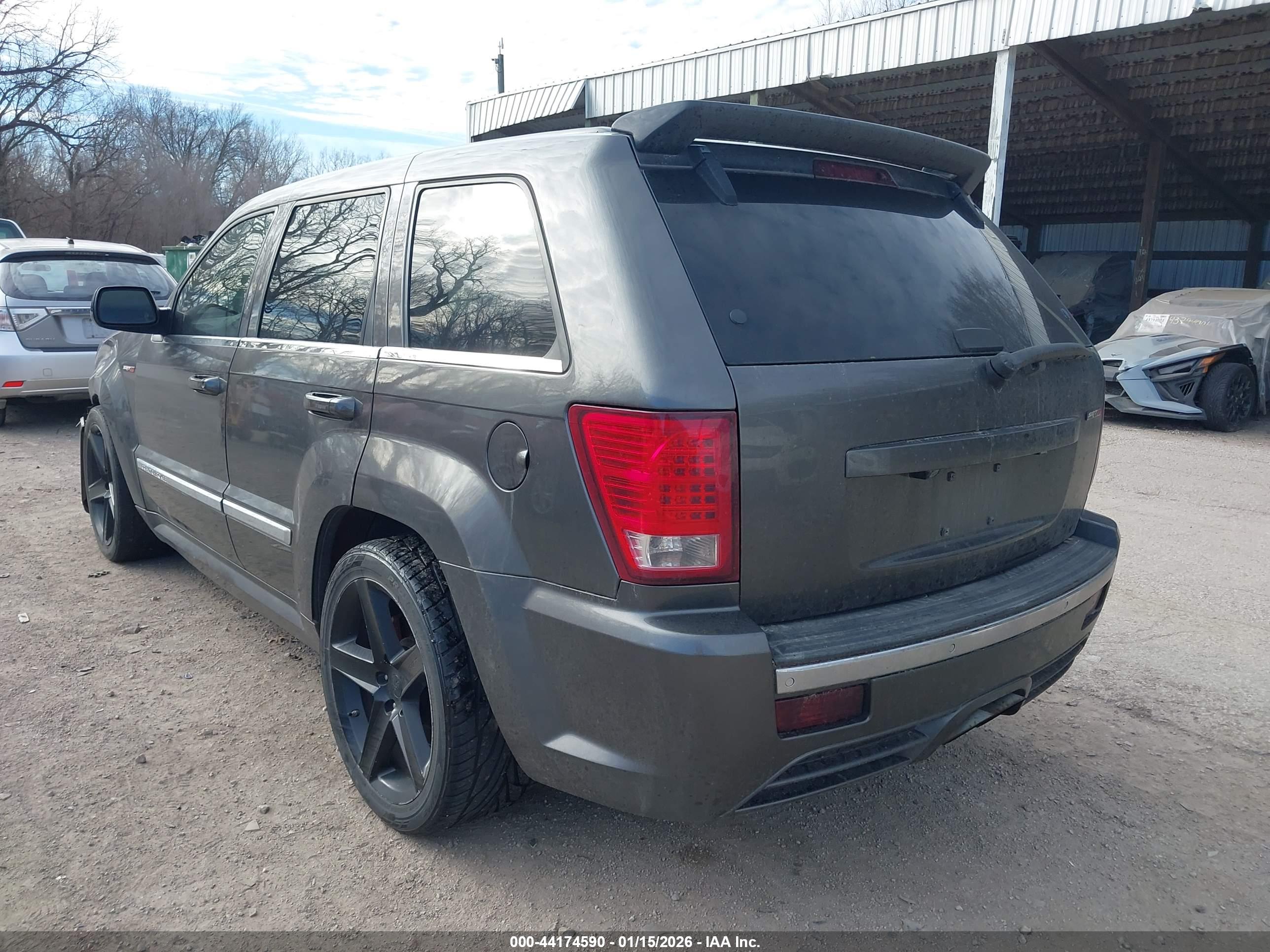 JEEP GRAND image 3