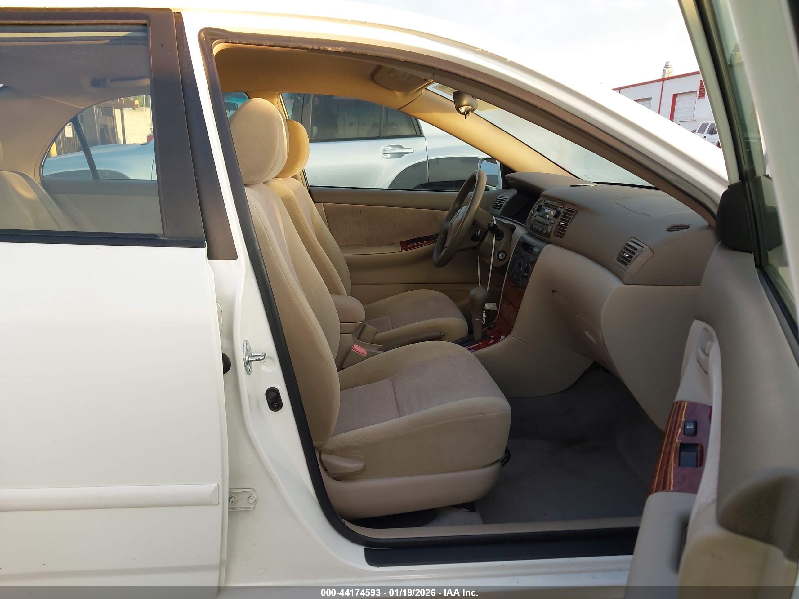 TOYOTA COROLLA image 5