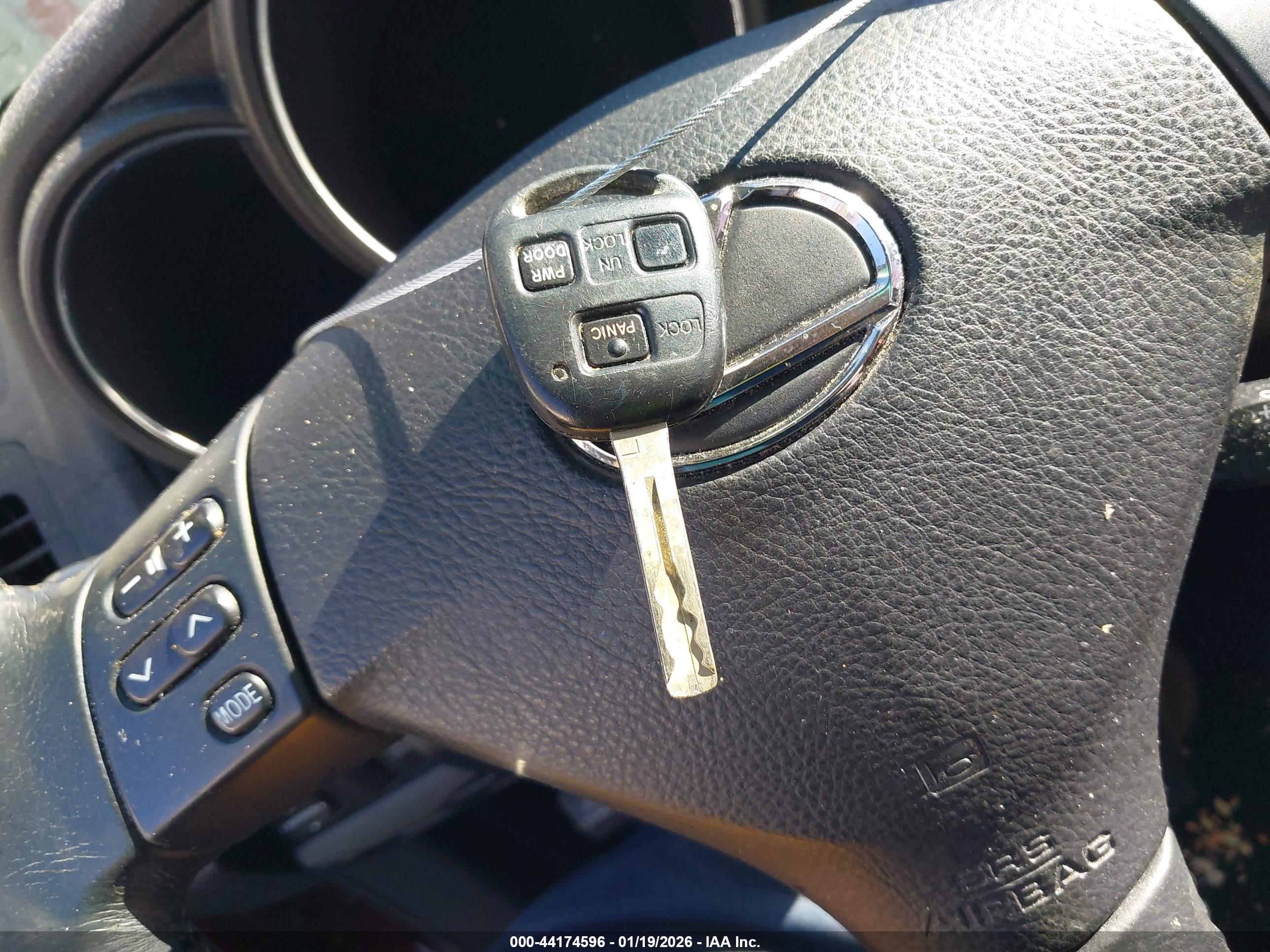 LEXUS RX image 11