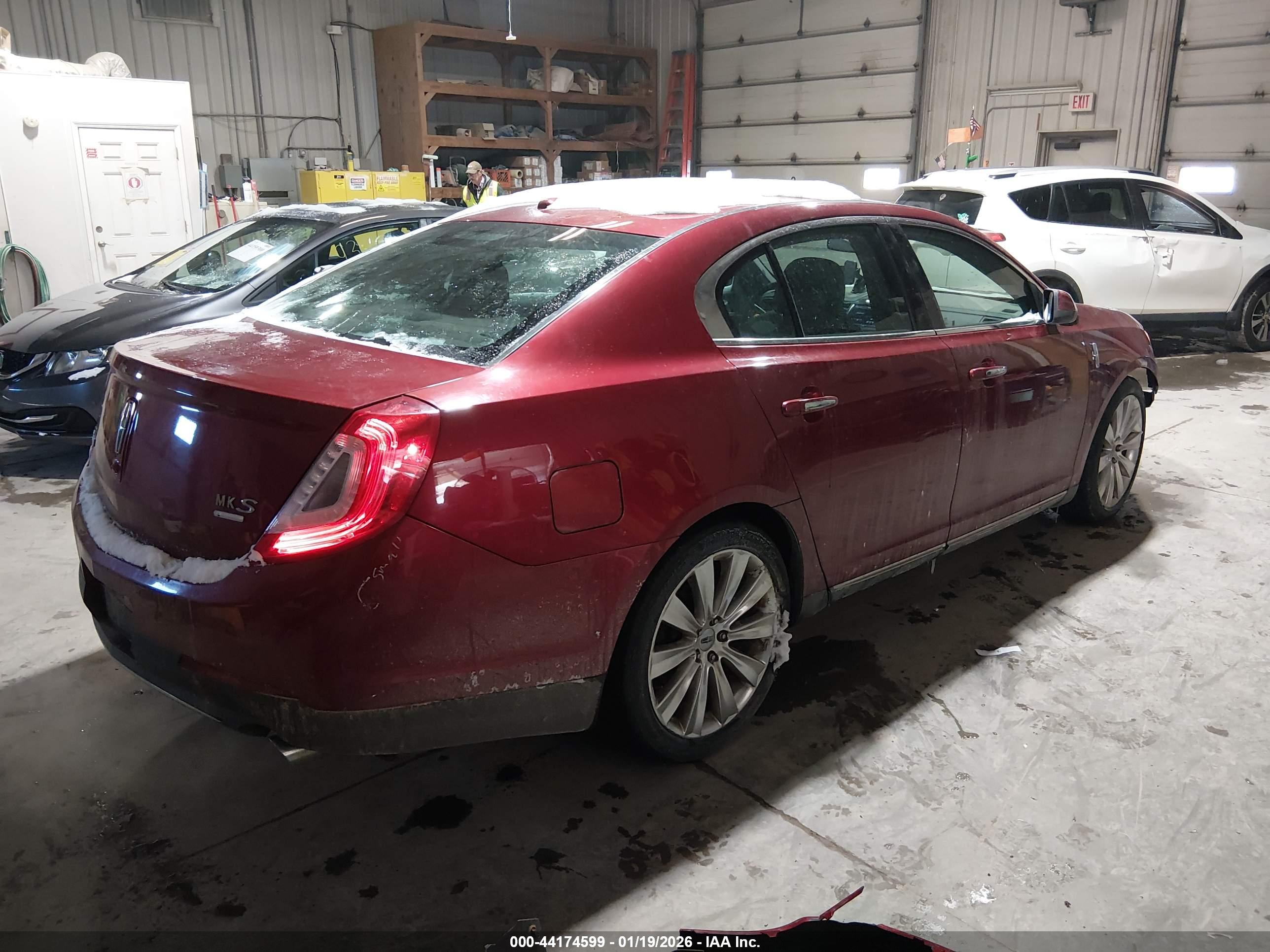LINCOLN MKS image 4