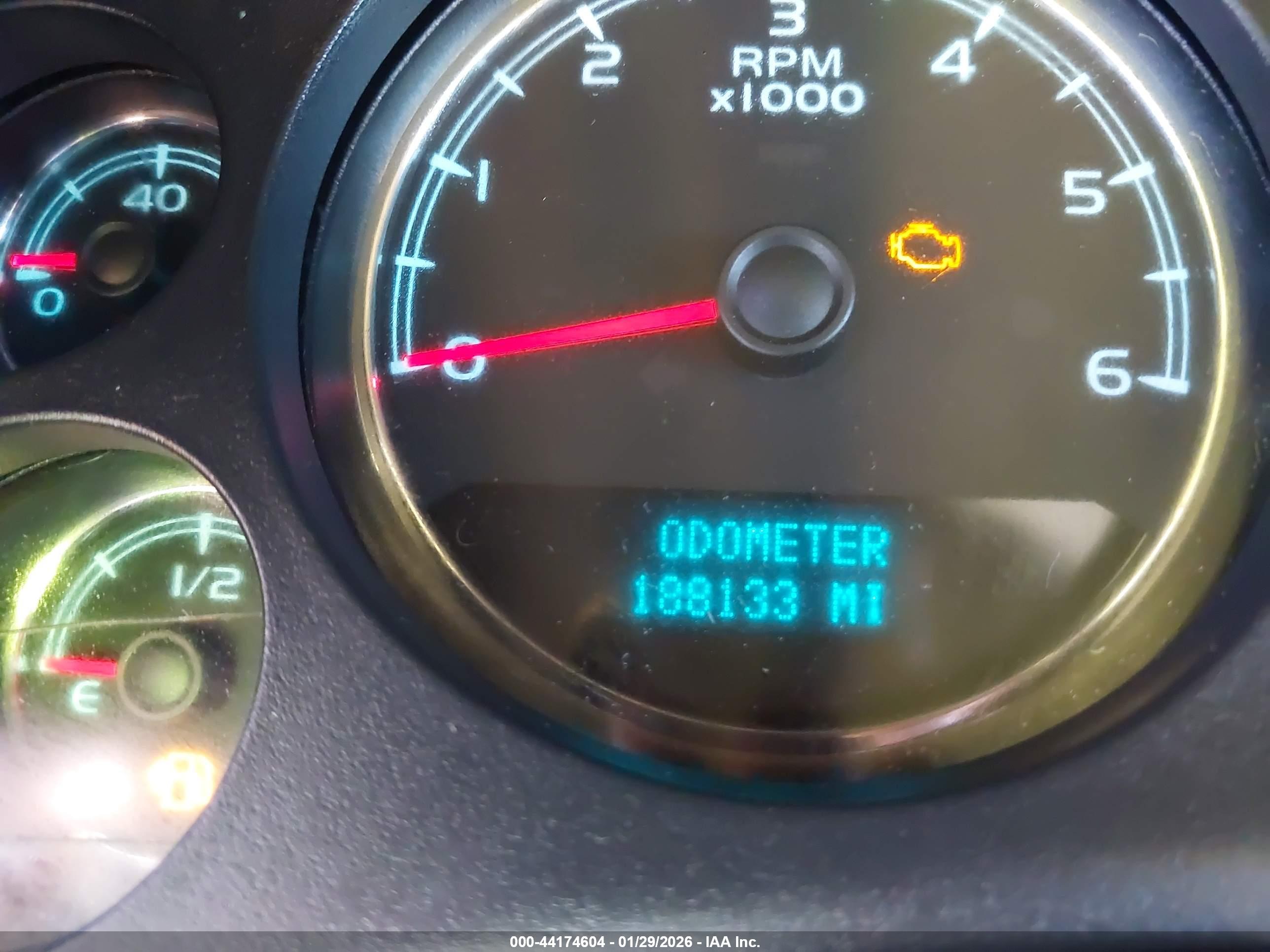 GMC YUKON image 7