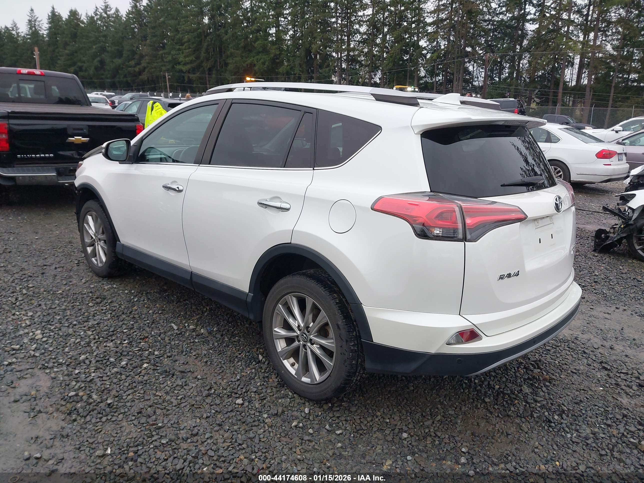 TOYOTA RAV4 image 3