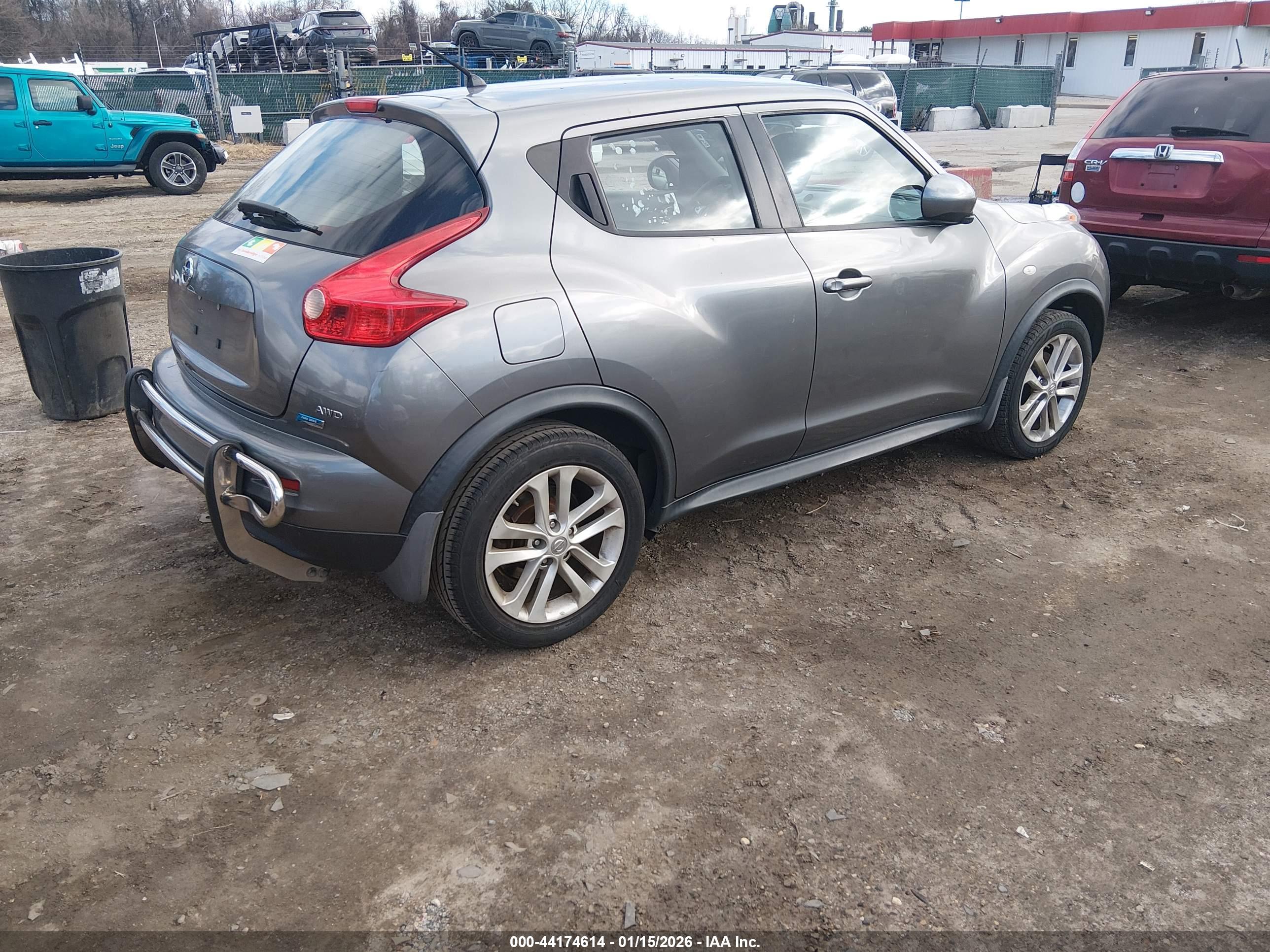 NISSAN JUKE image 4