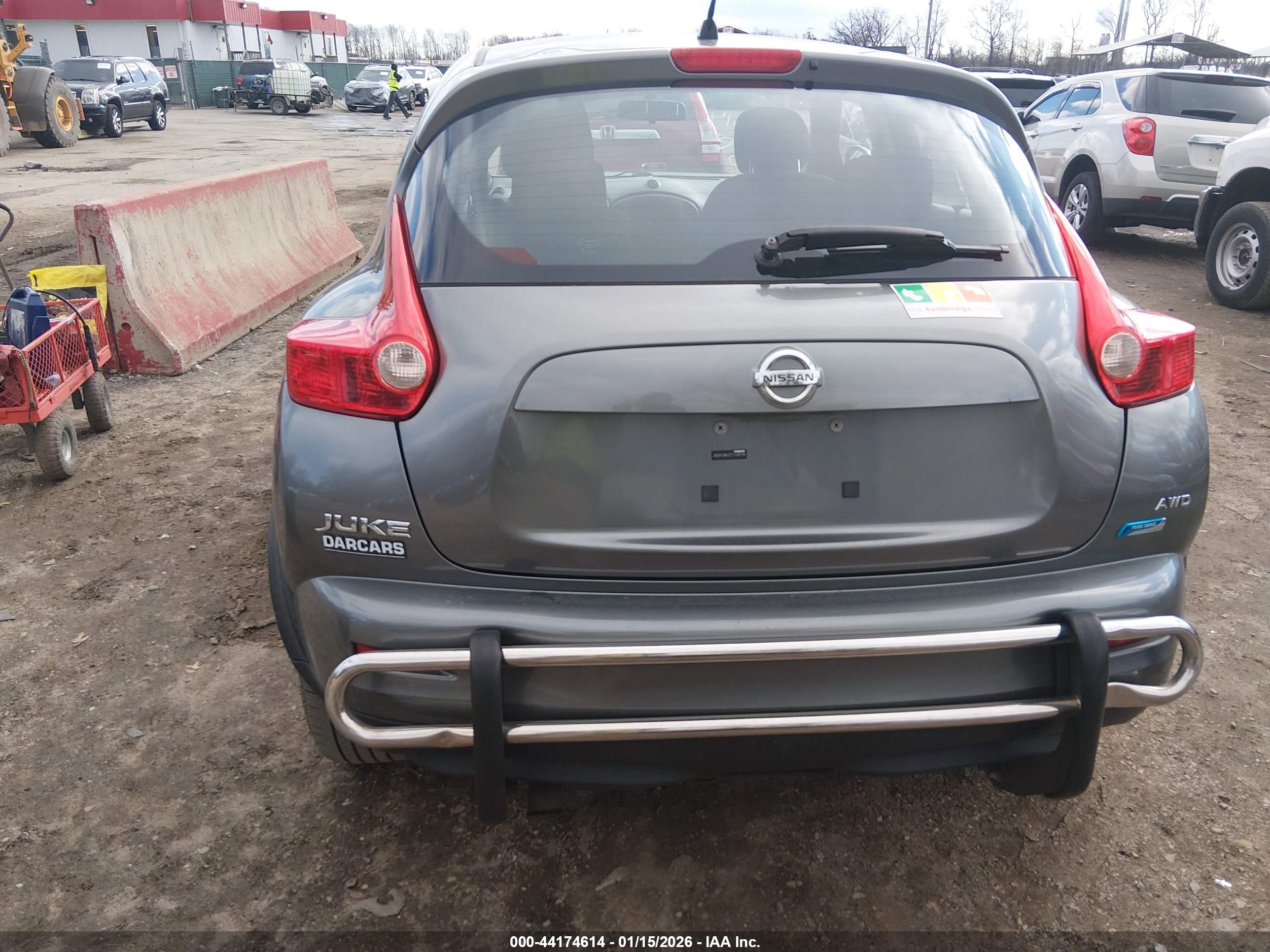 NISSAN JUKE image 6