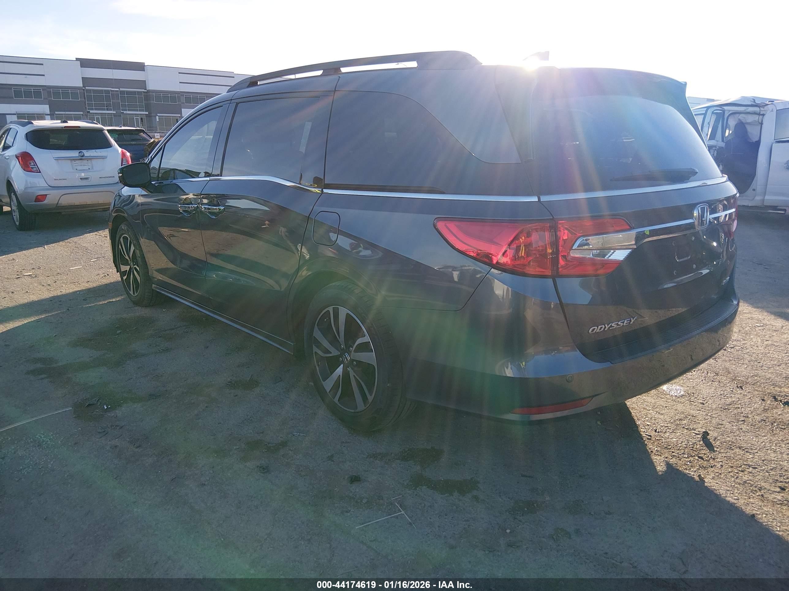 HONDA ODYSSEY image 3