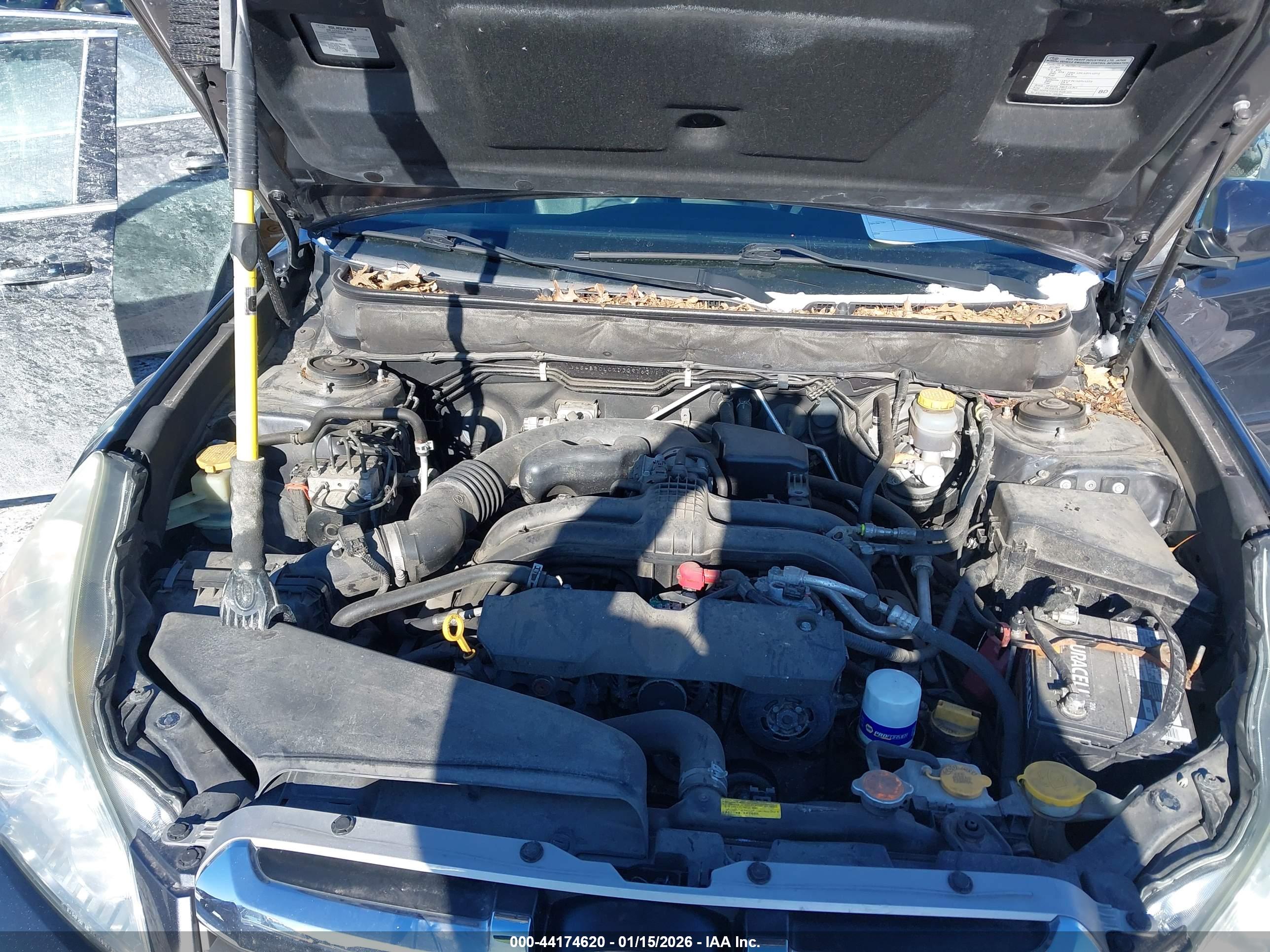 SUBARU OUTBACK image 10