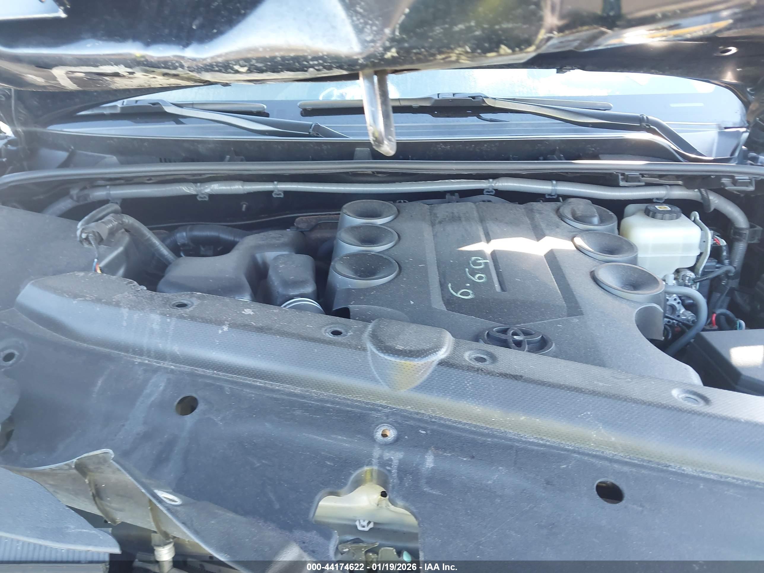 TOYOTA 4RUNNER image 10