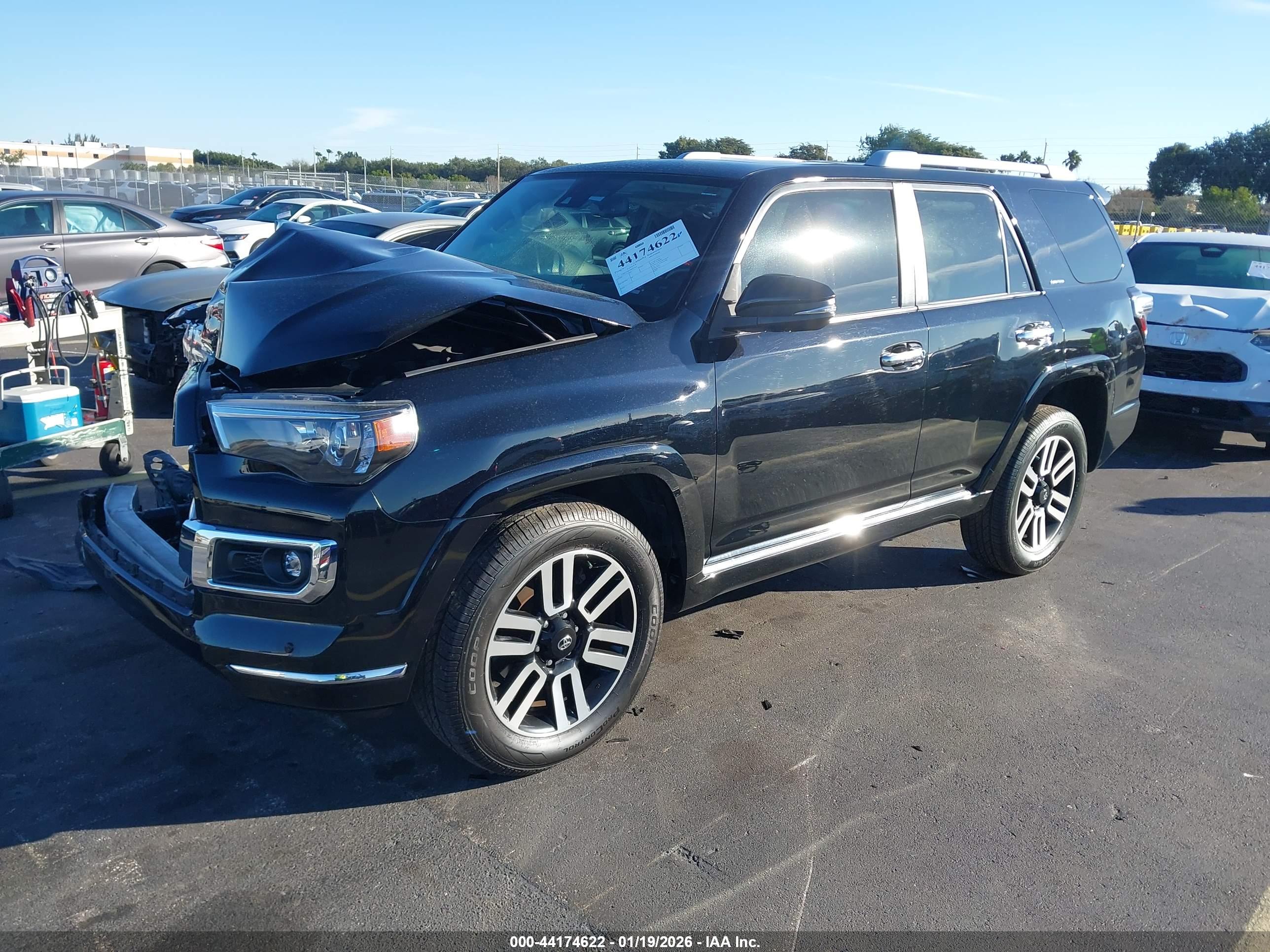 TOYOTA 4RUNNER image 2