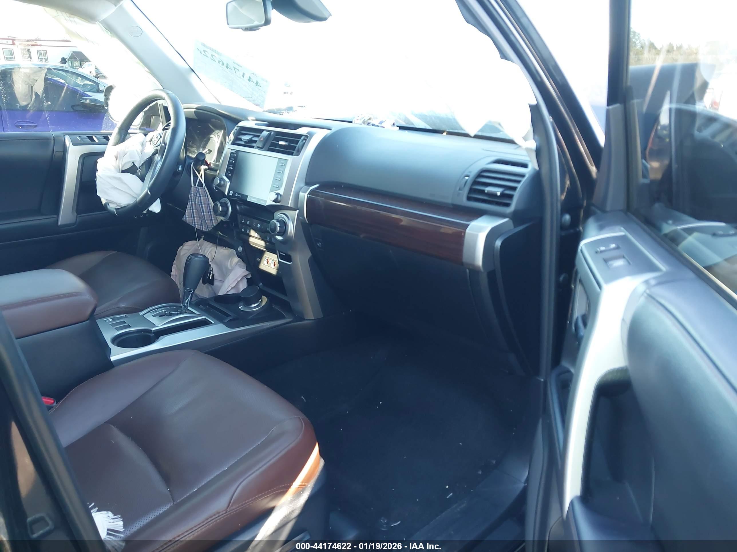 TOYOTA 4RUNNER image 5