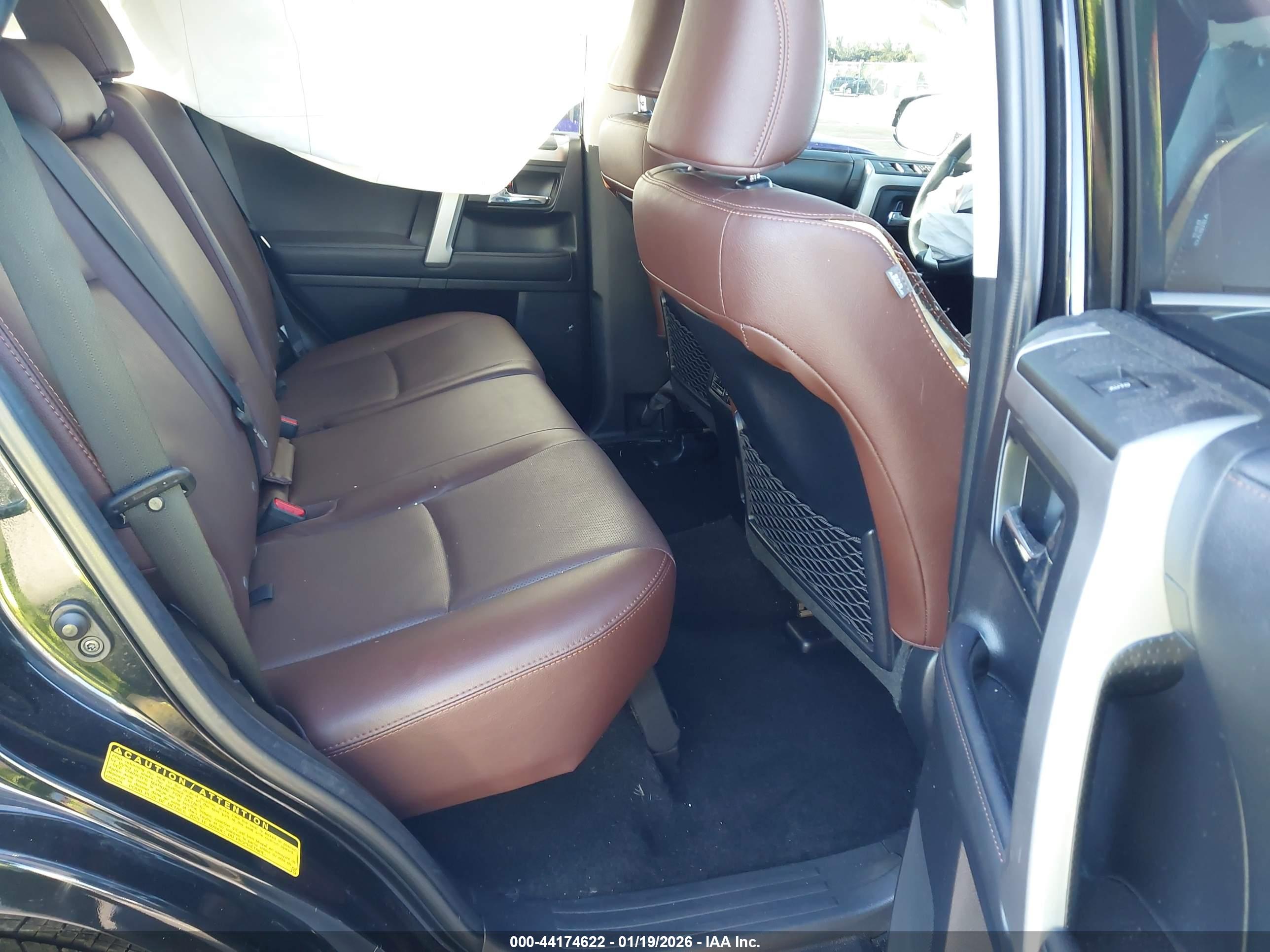 TOYOTA 4RUNNER image 8