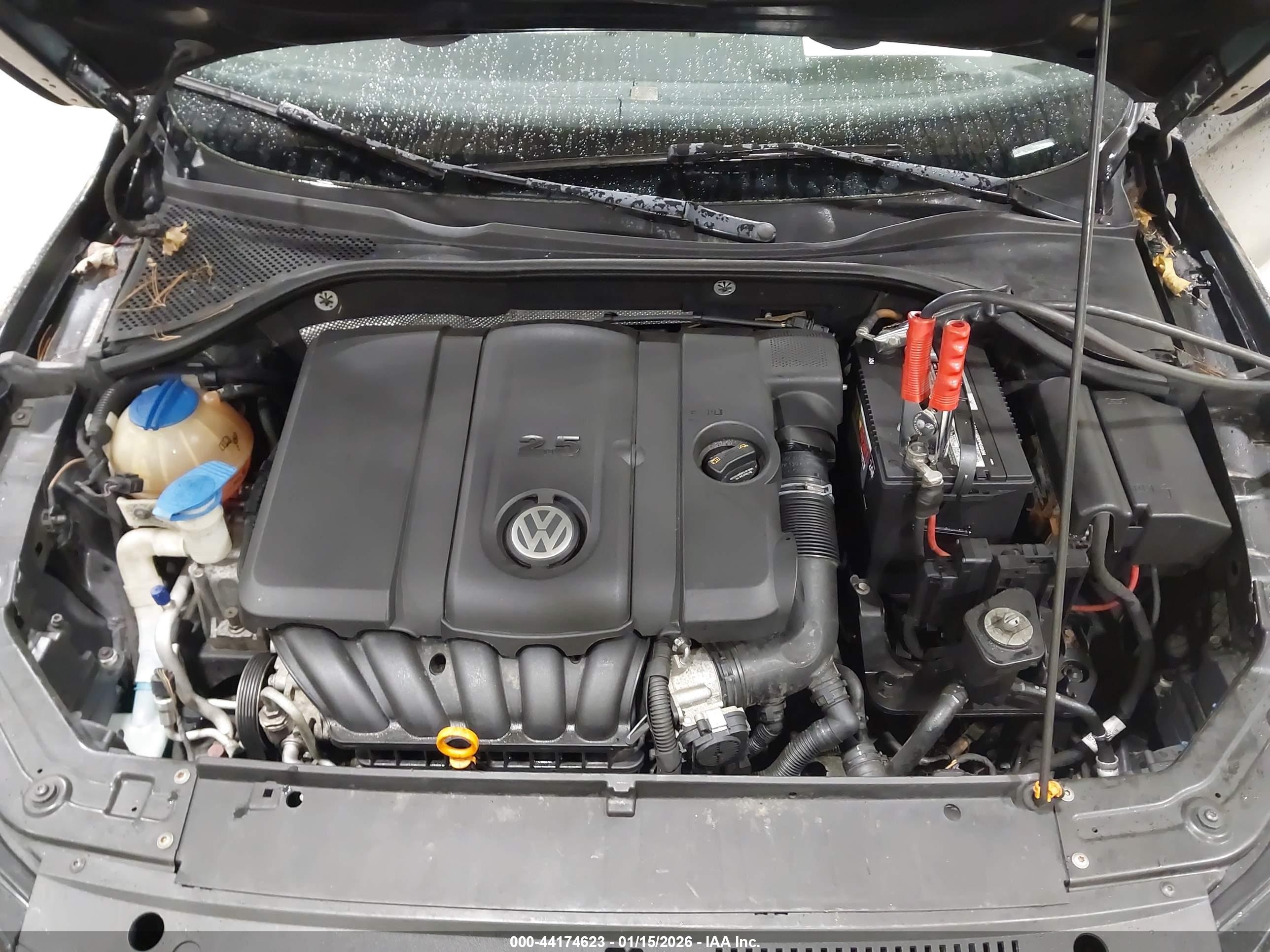 VOLKSWAGEN PASSAT image 10