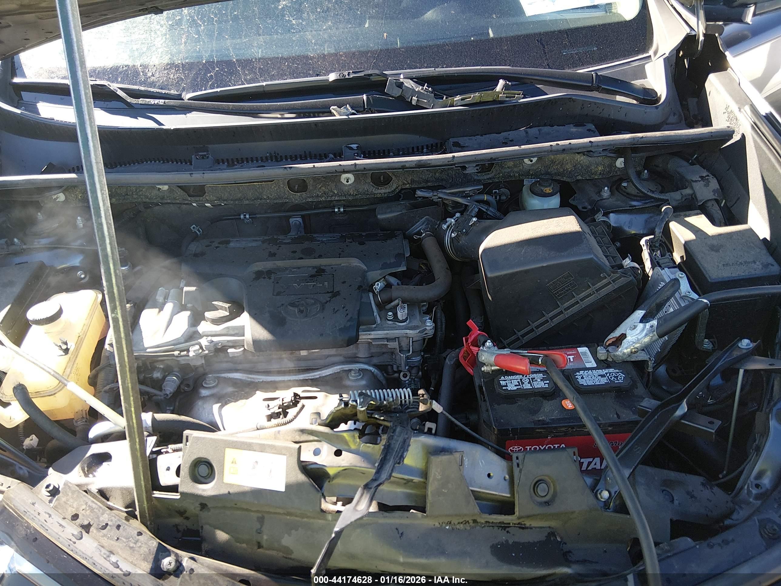 TOYOTA RAV4 image 10