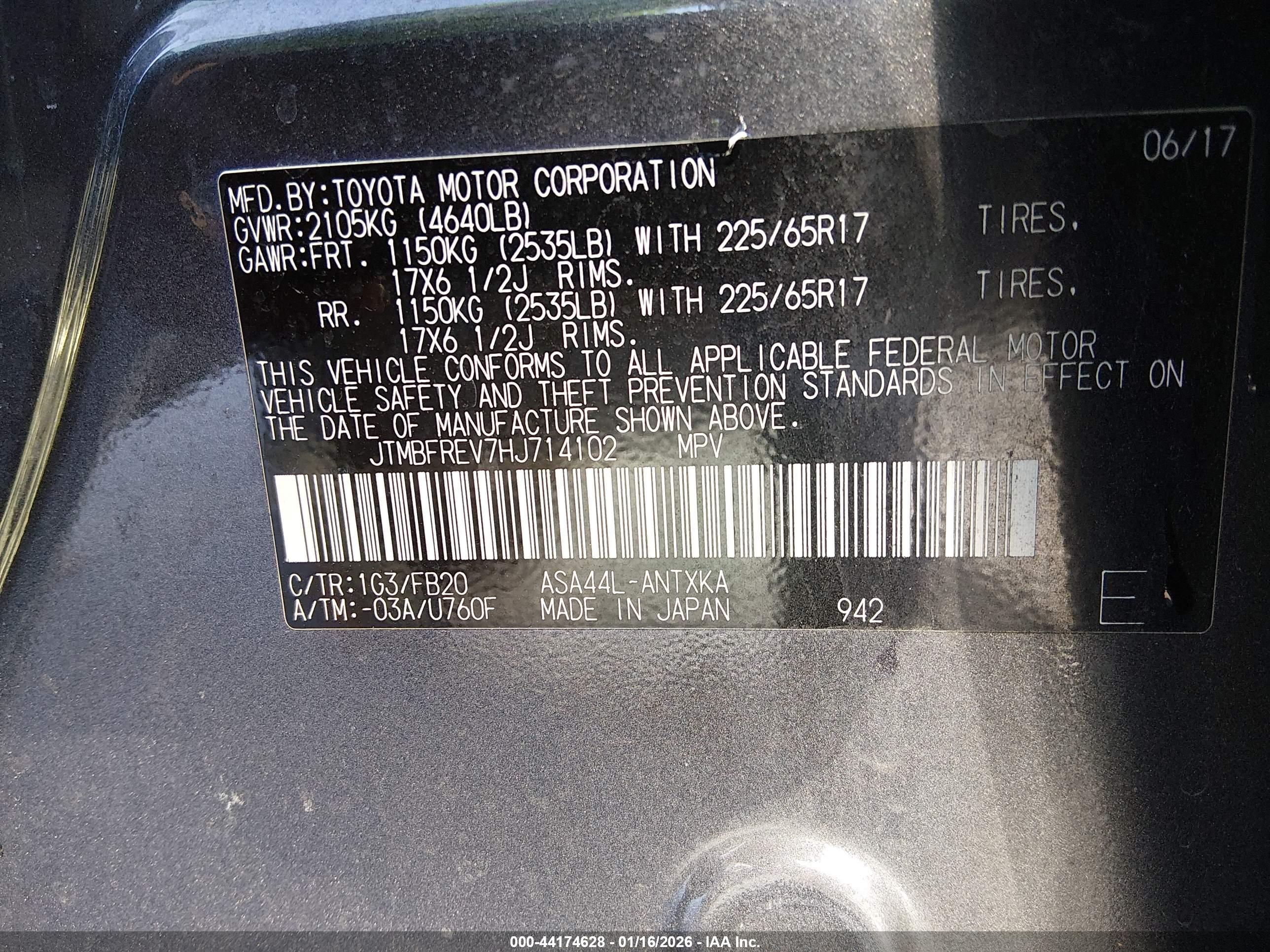TOYOTA RAV4 image 9