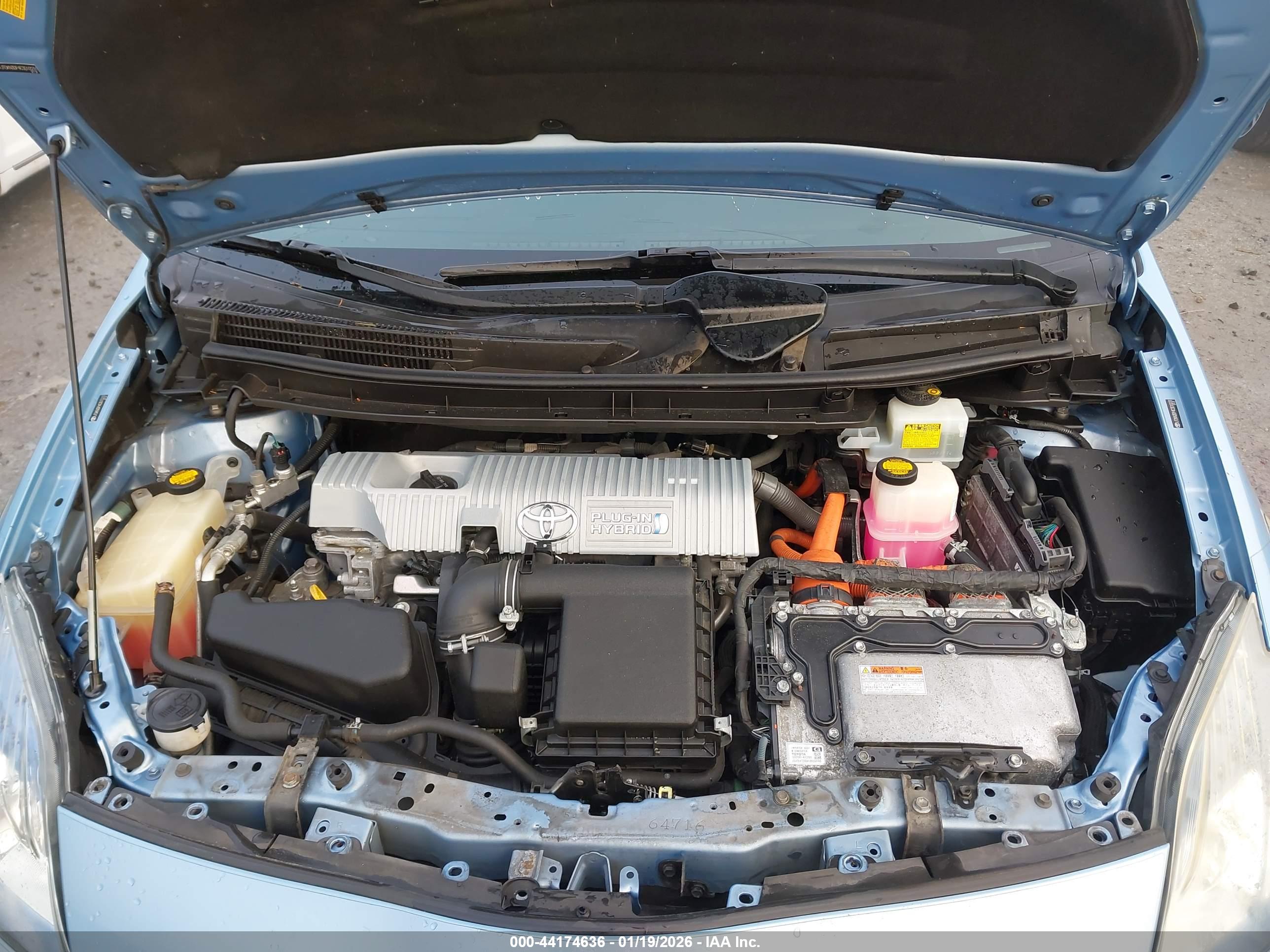 TOYOTA PRIUS image 10