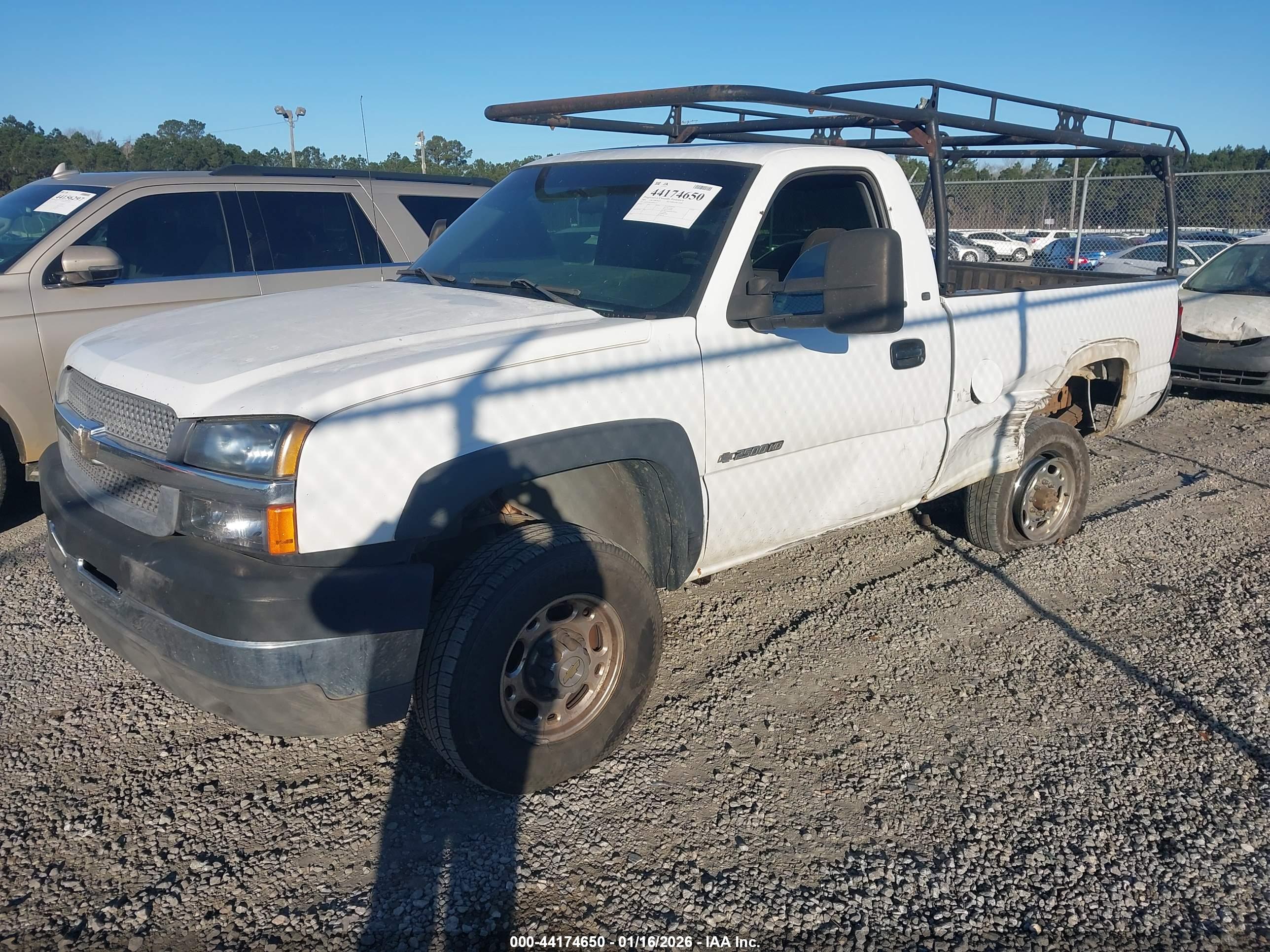 CHEVROLET SILVERADO image 2