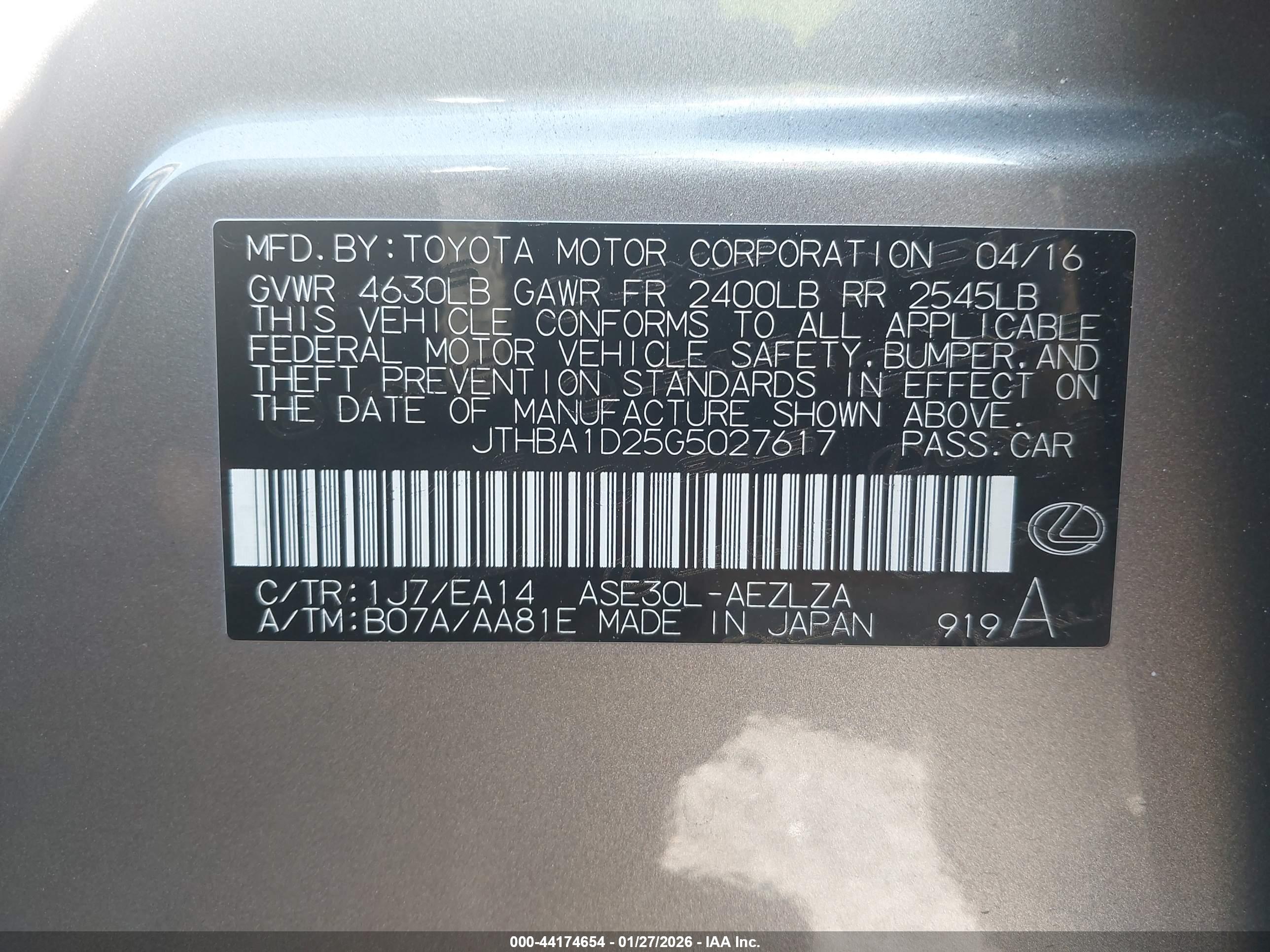 LEXUS IS image 9