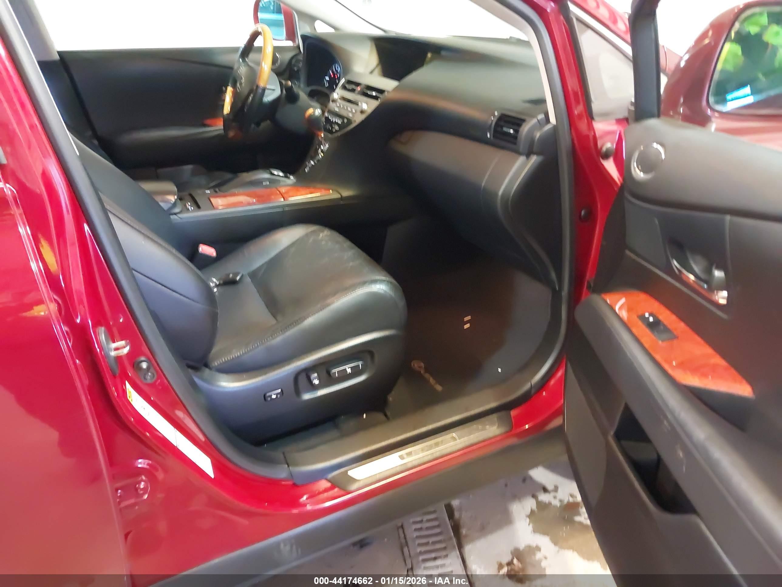 LEXUS RX image 5