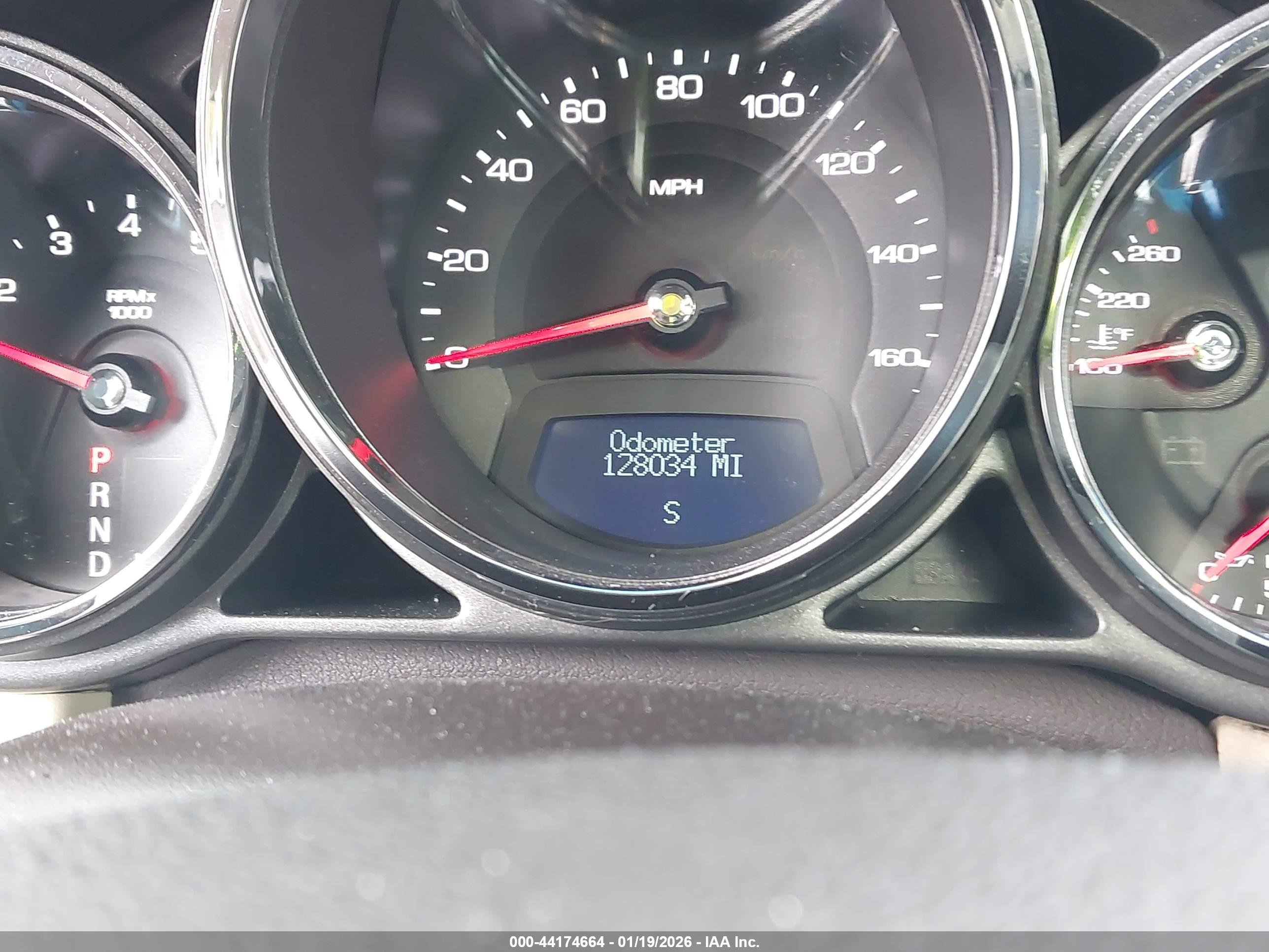 CADILLAC CTS image 7
