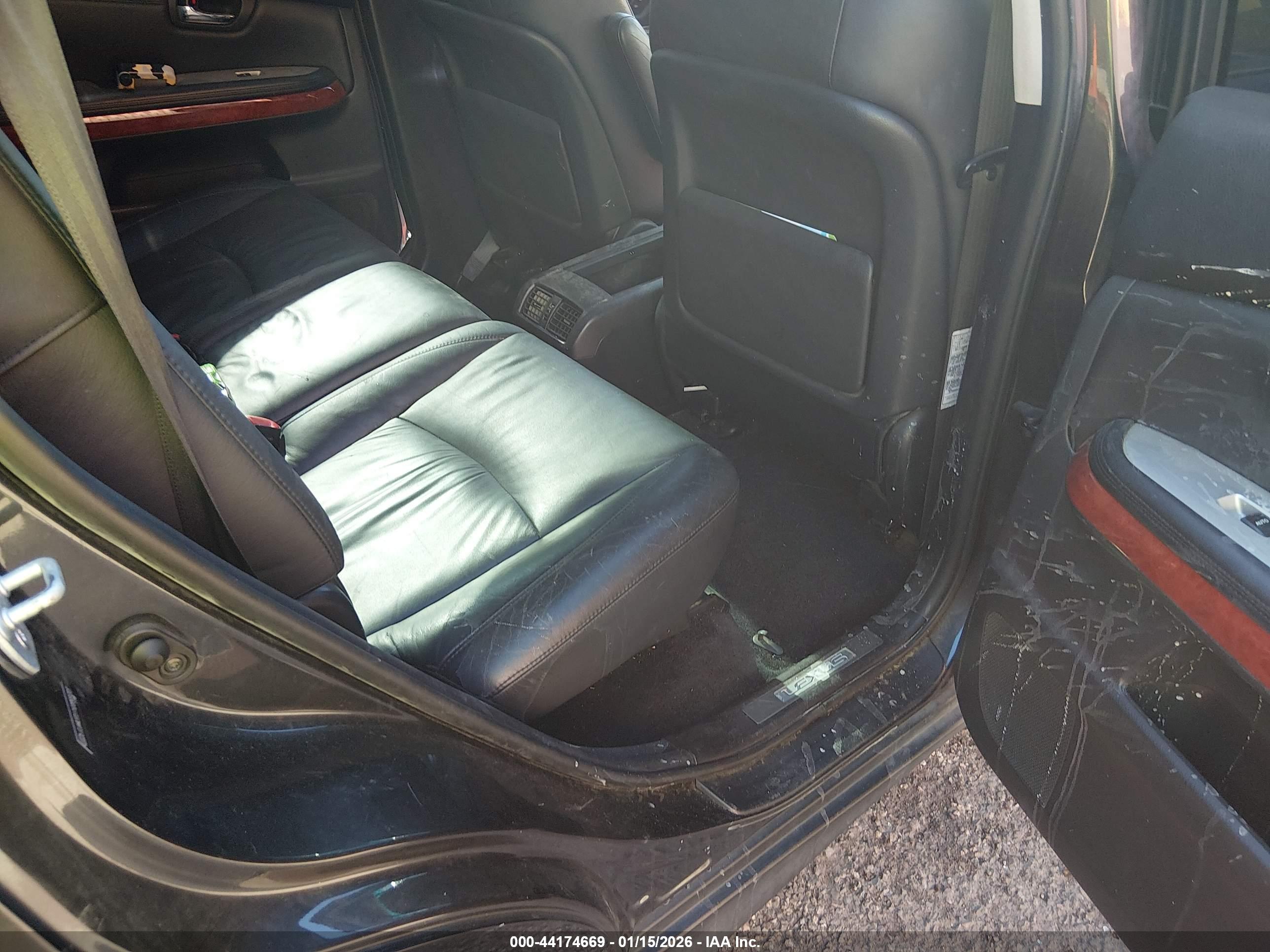 LEXUS RX image 8