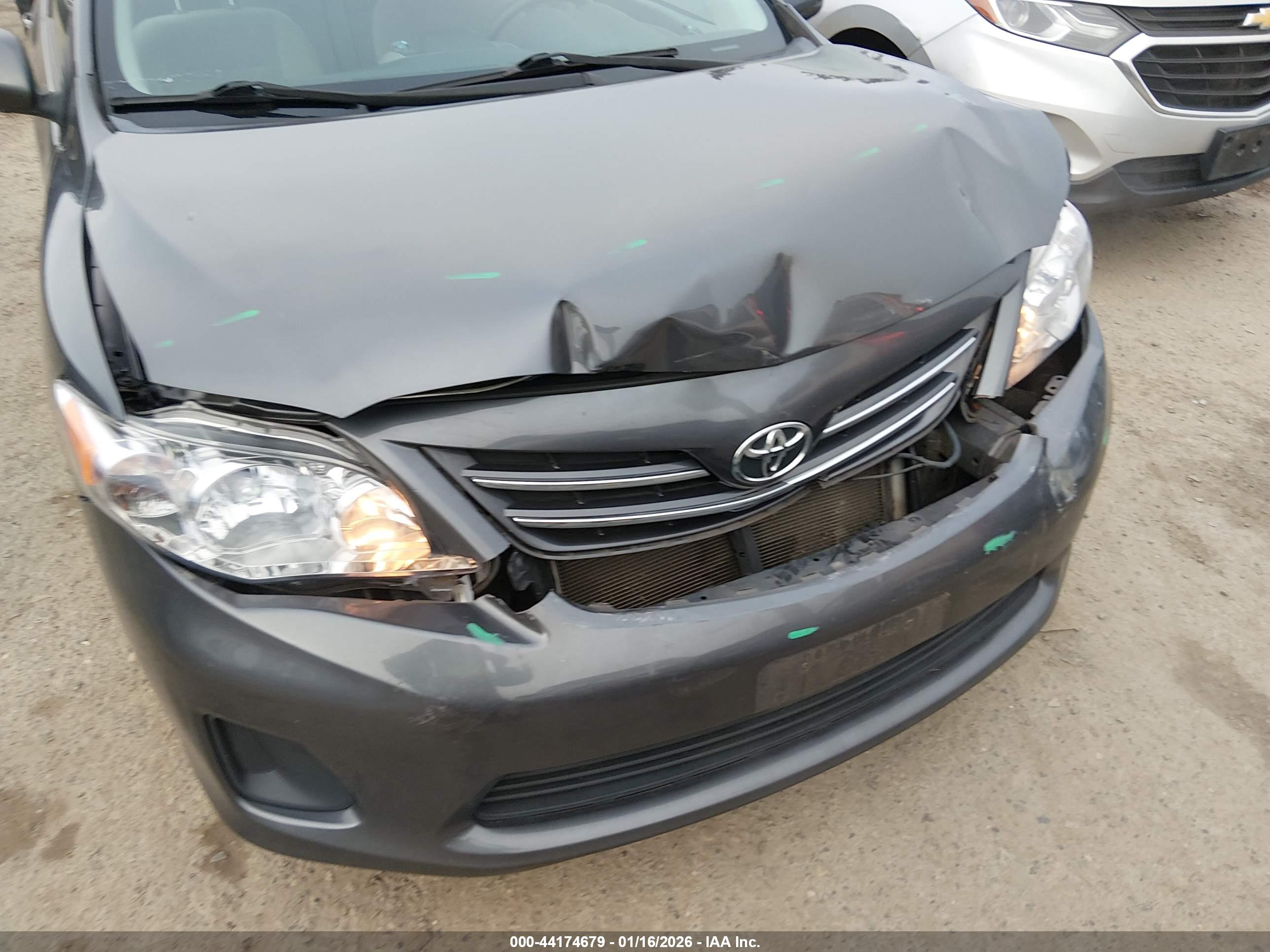 TOYOTA COROLLA image 6