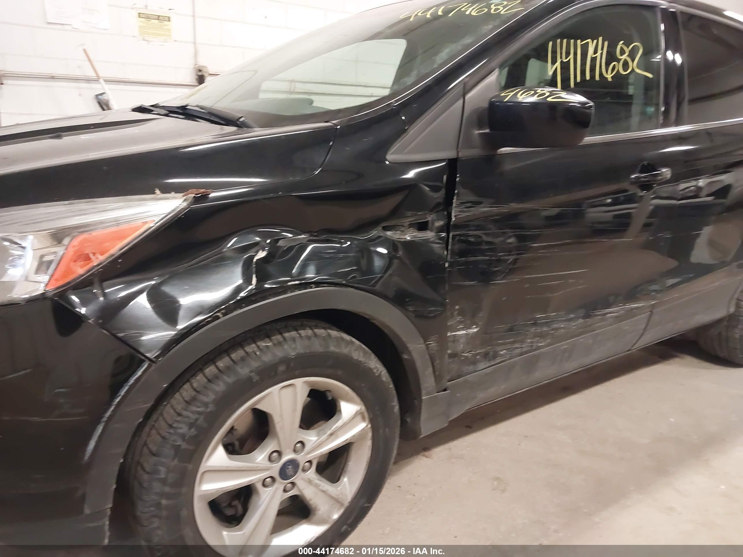 FORD ESCAPE image 6