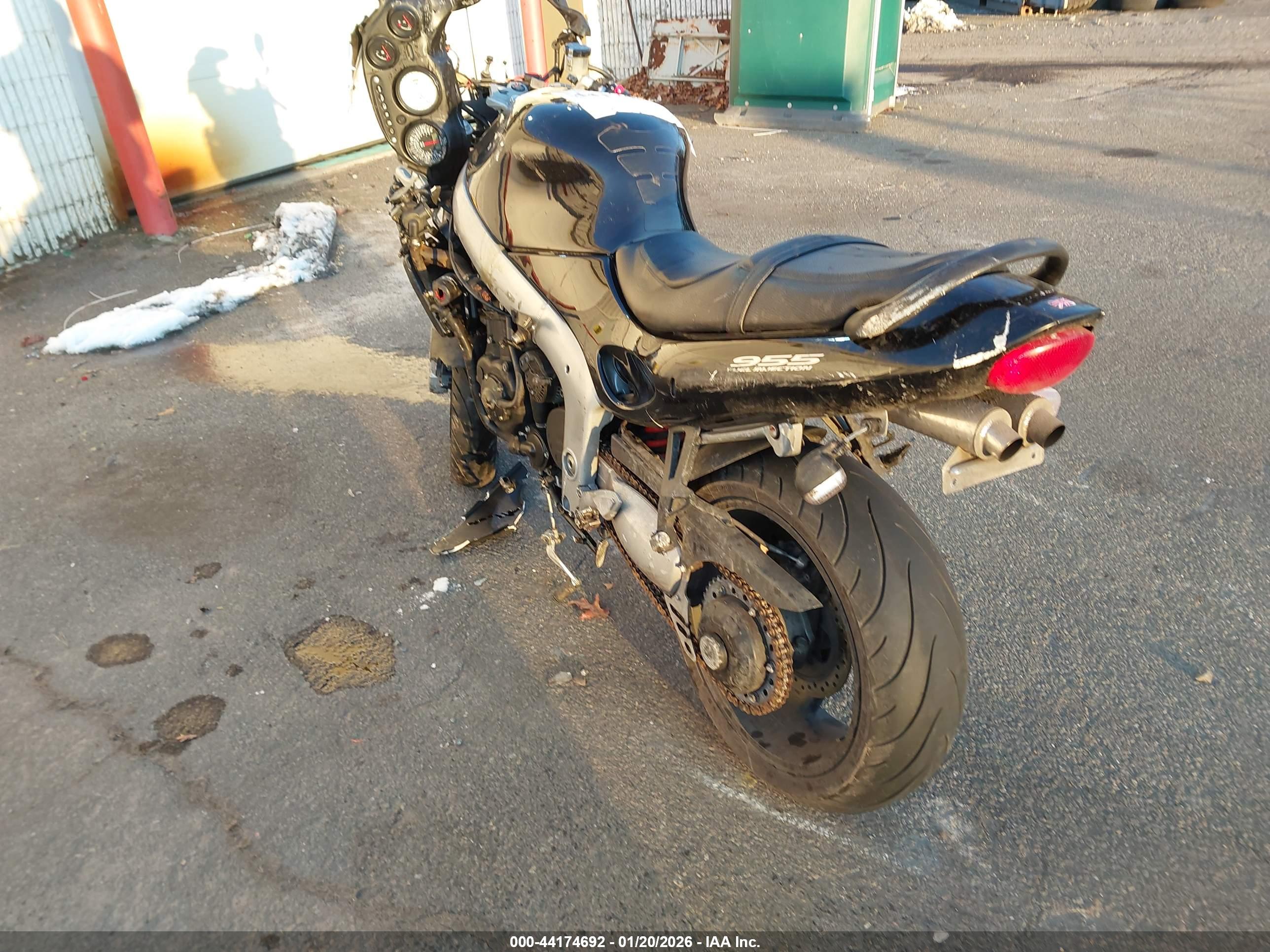 TRIUMPH MOTORCYCLE image 3