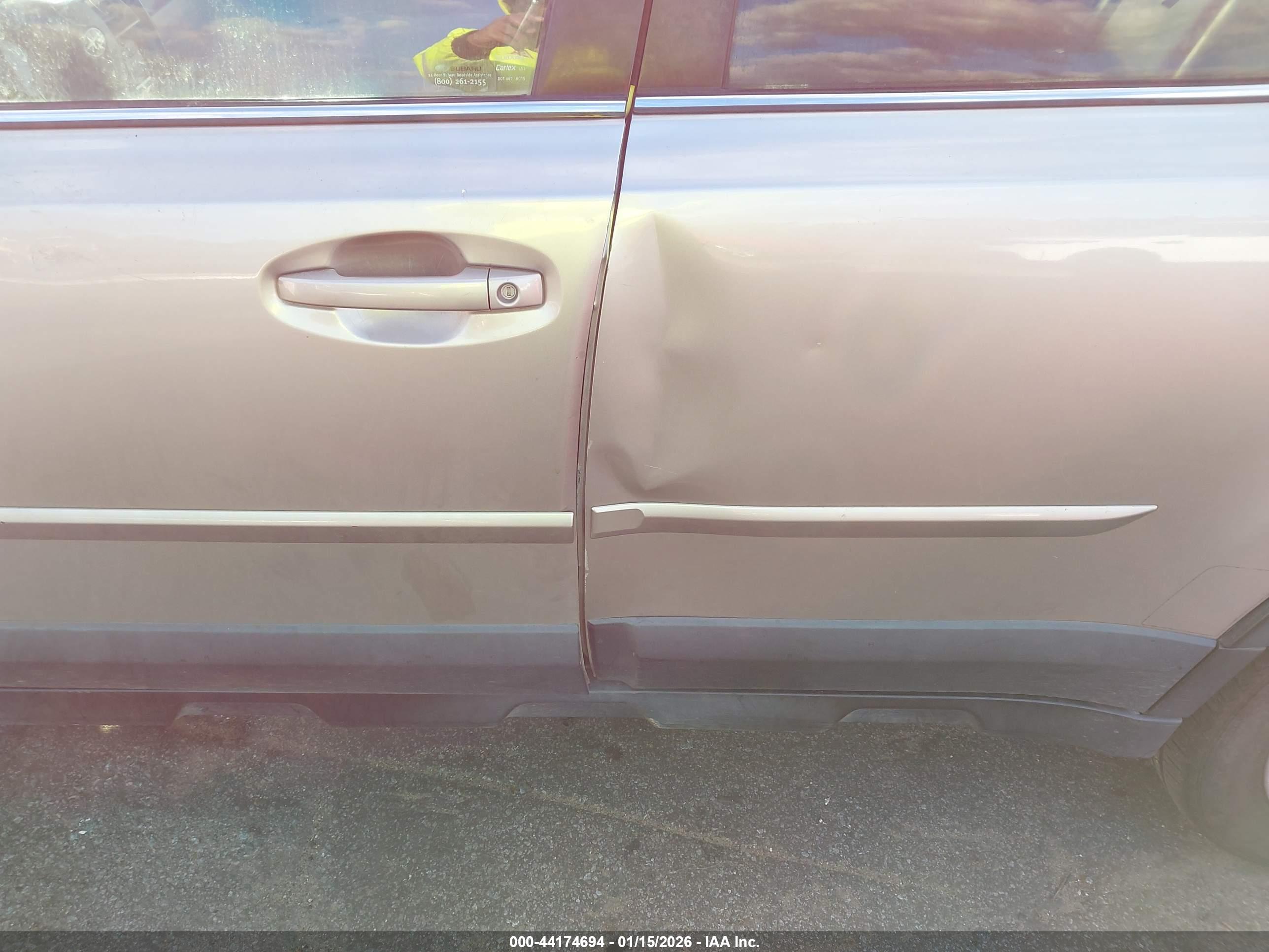 SUBARU OUTBACK image 6