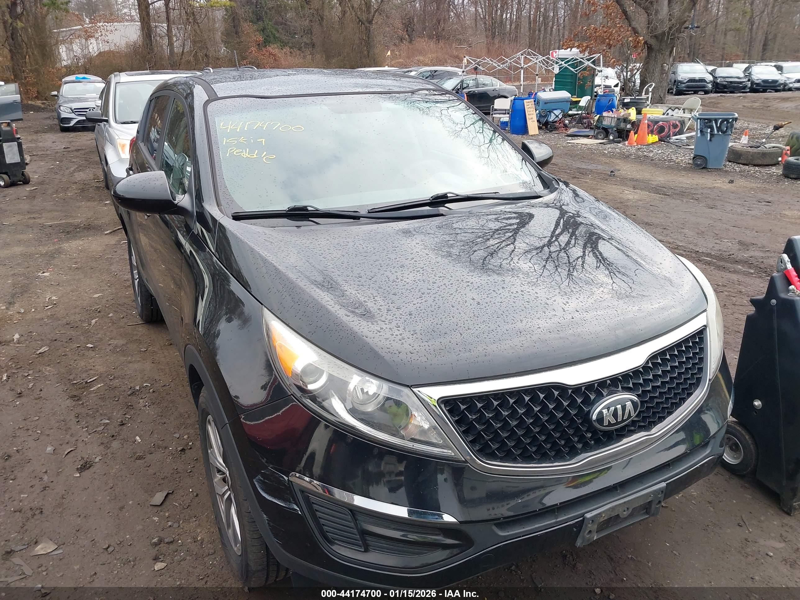 KIA SPORTAGE image 6