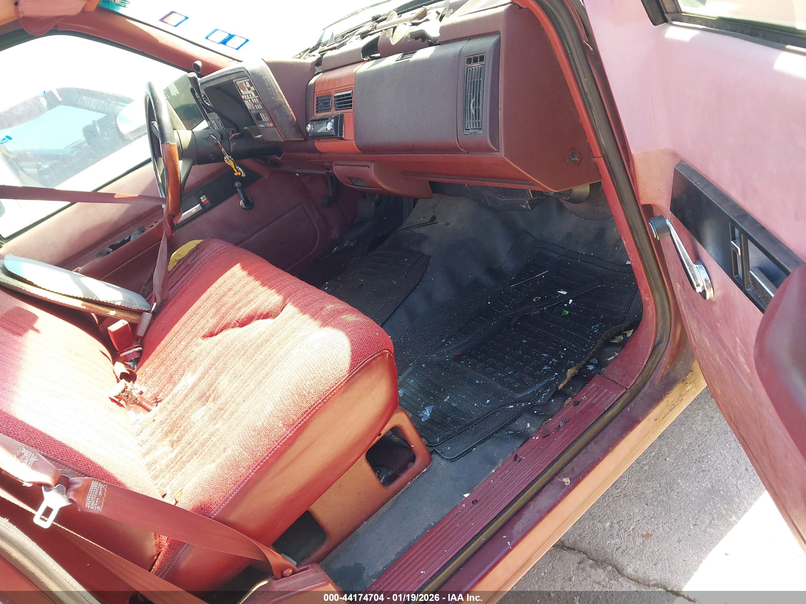 GMC SIERRA image 5