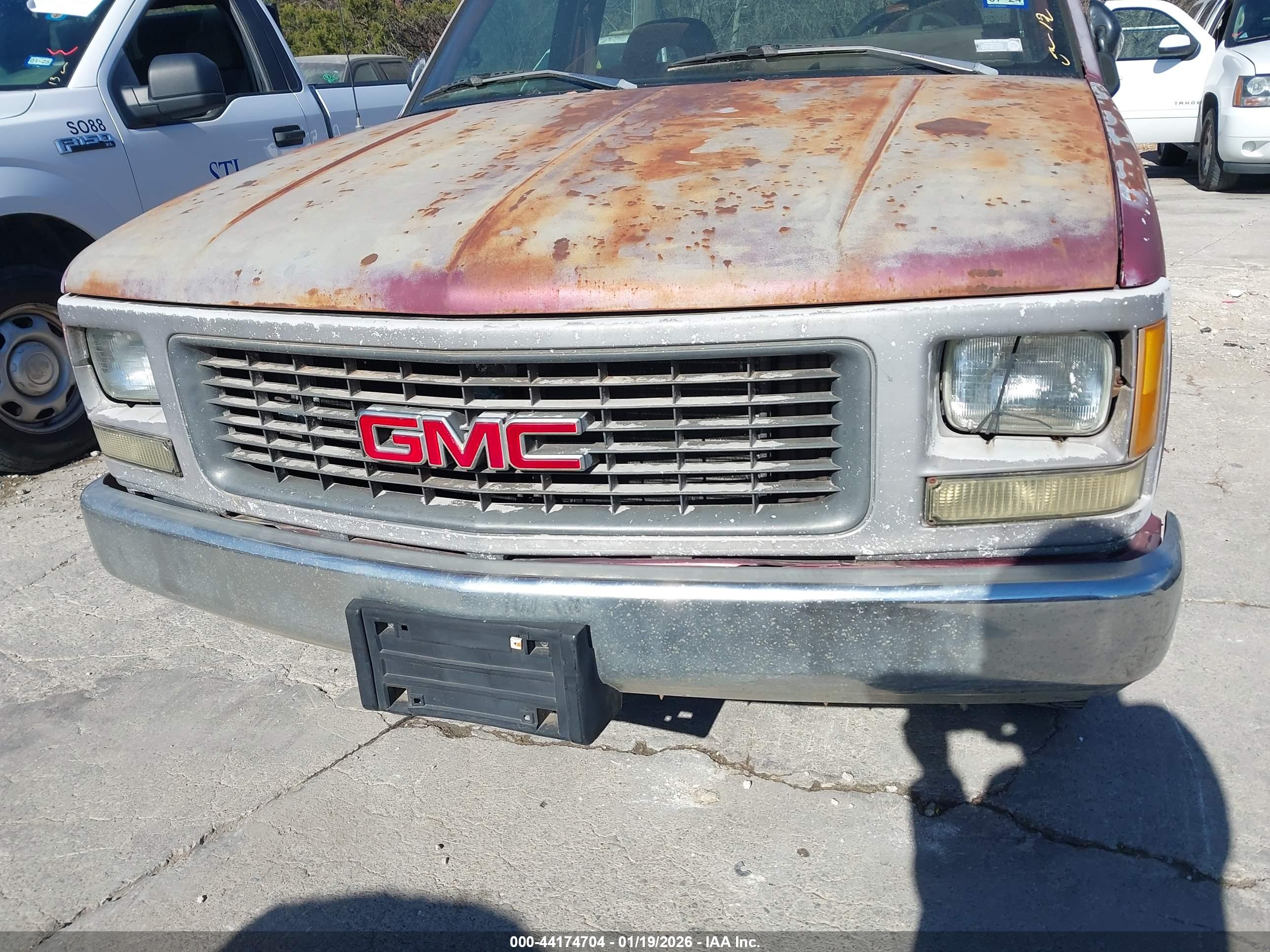 GMC SIERRA image 6