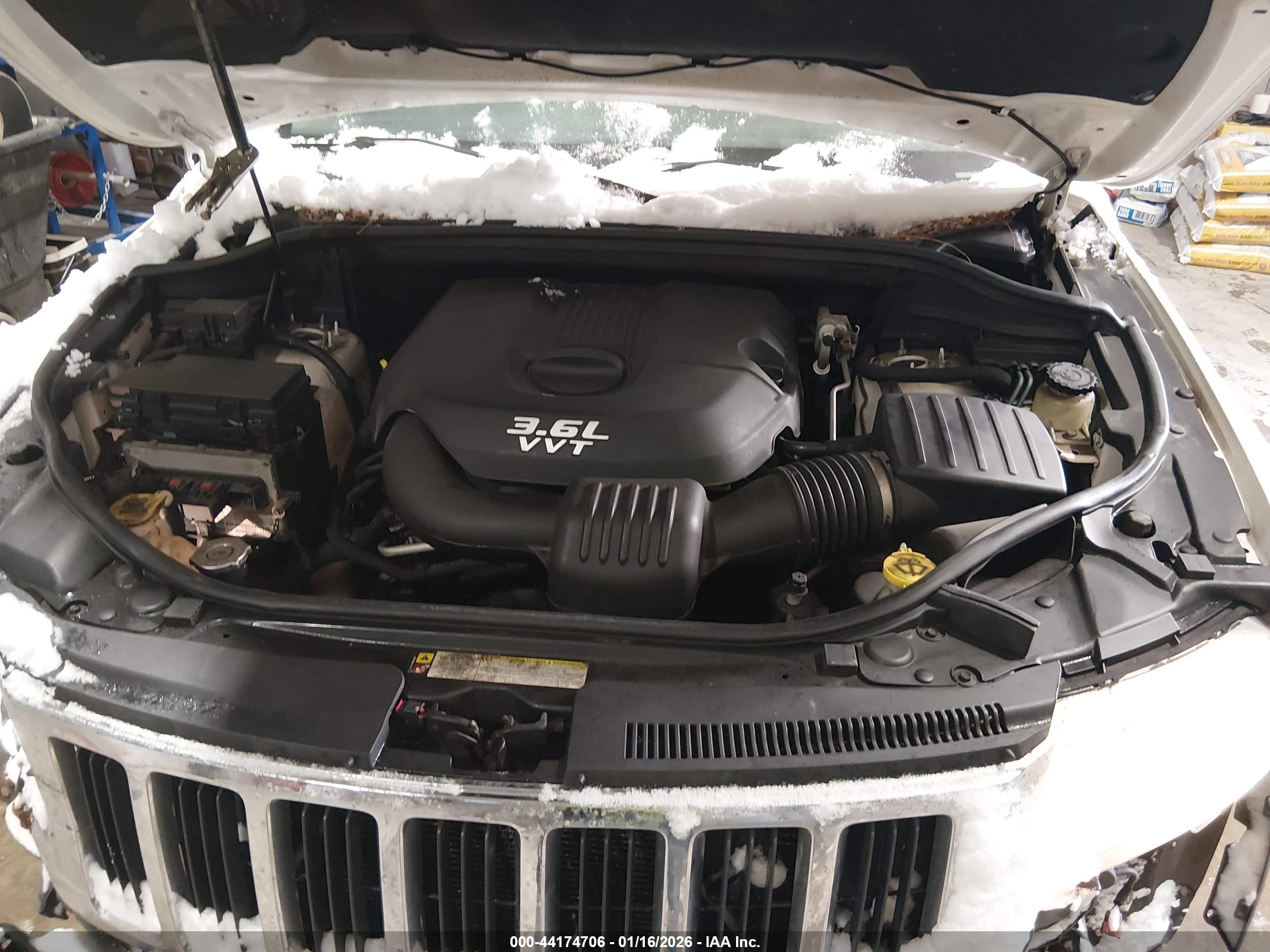 JEEP GRAND image 10
