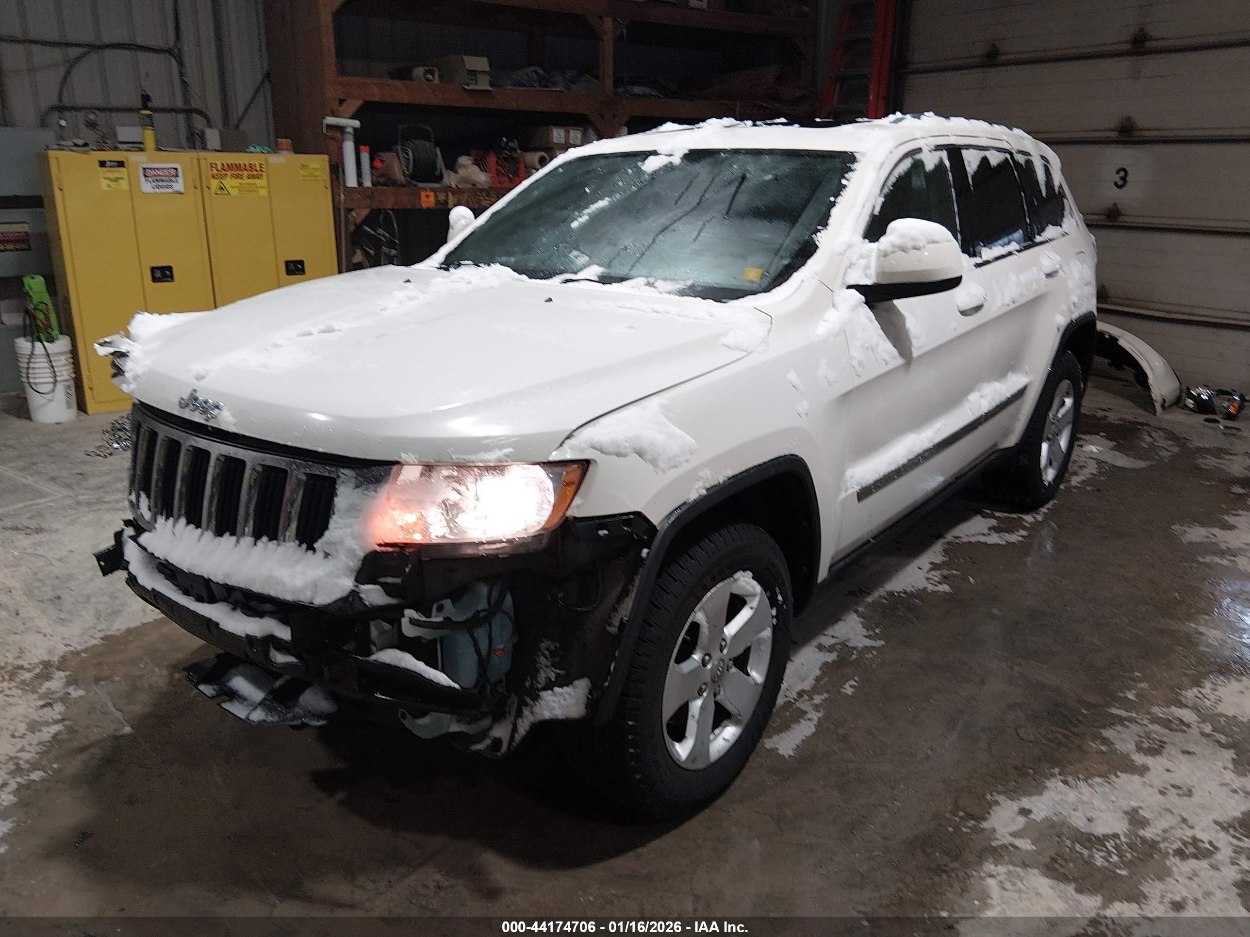 JEEP GRAND image 2