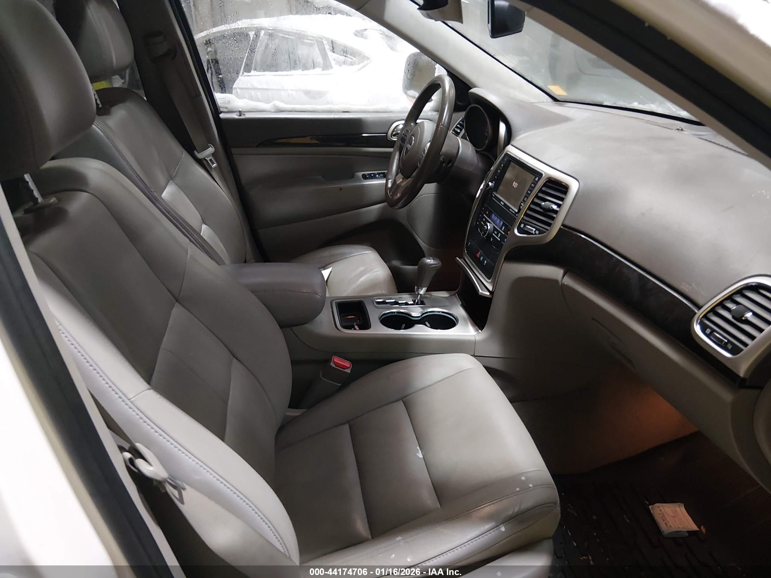 JEEP GRAND image 5