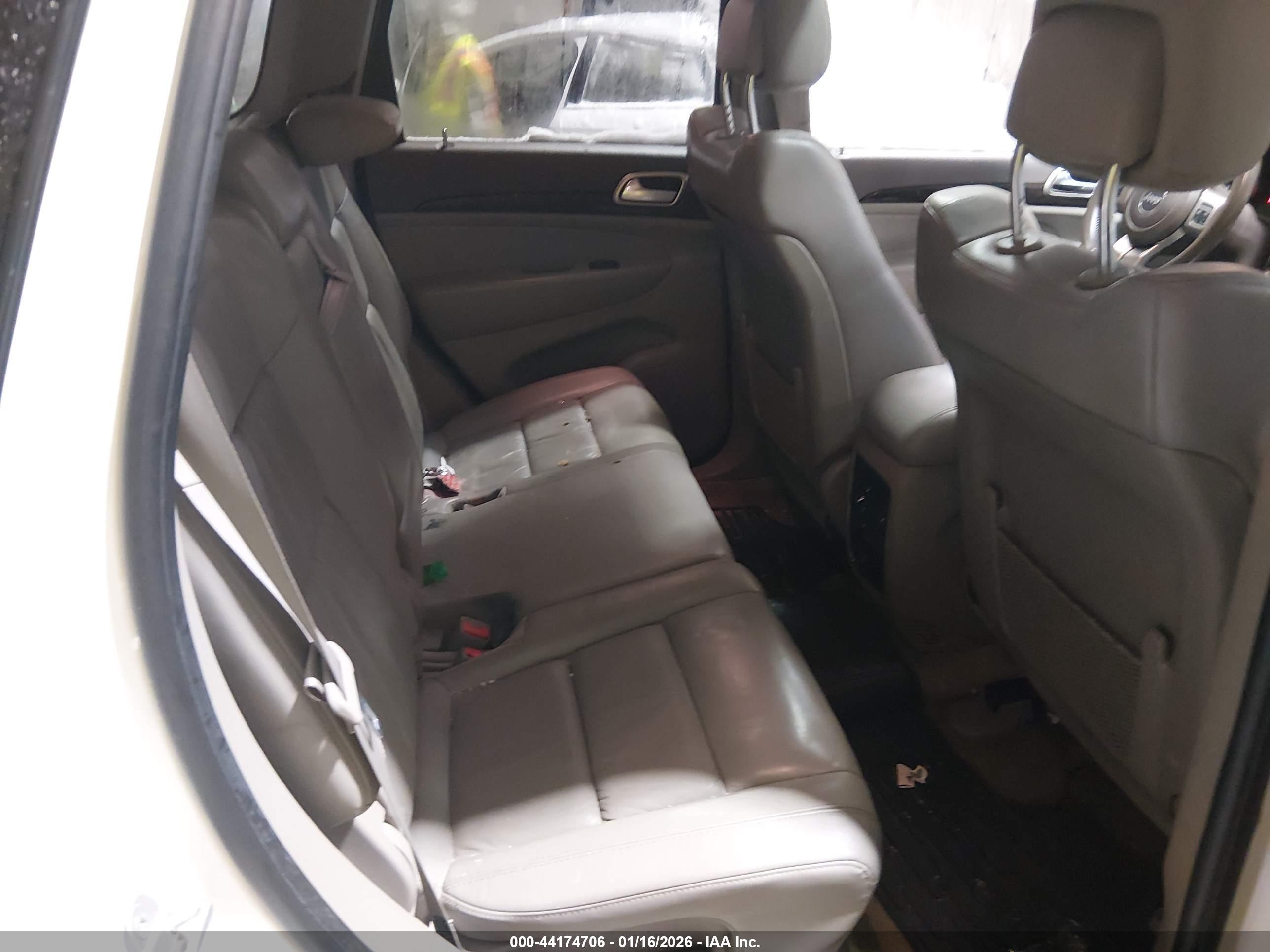 JEEP GRAND image 8