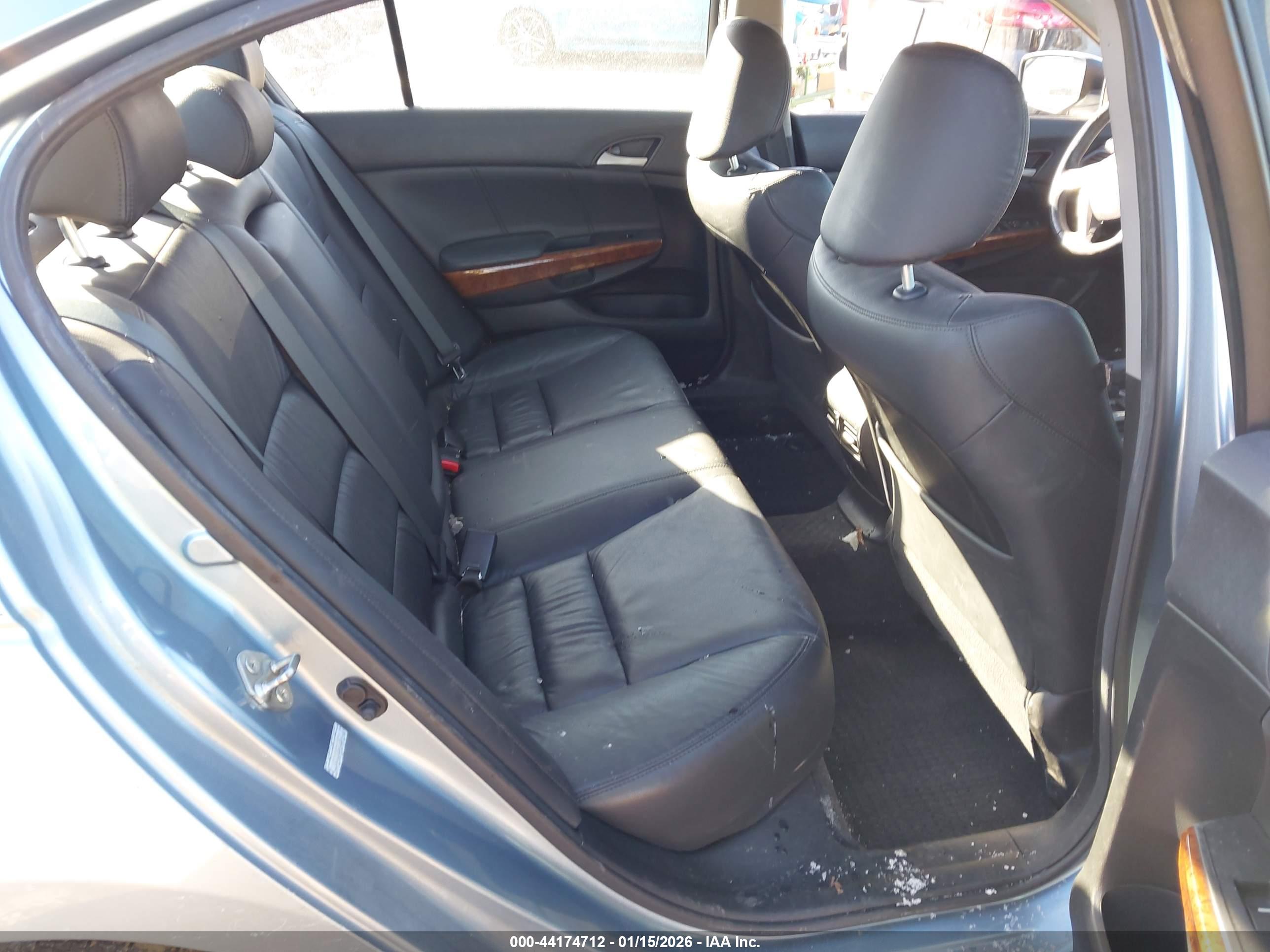 HONDA ACCORD image 8