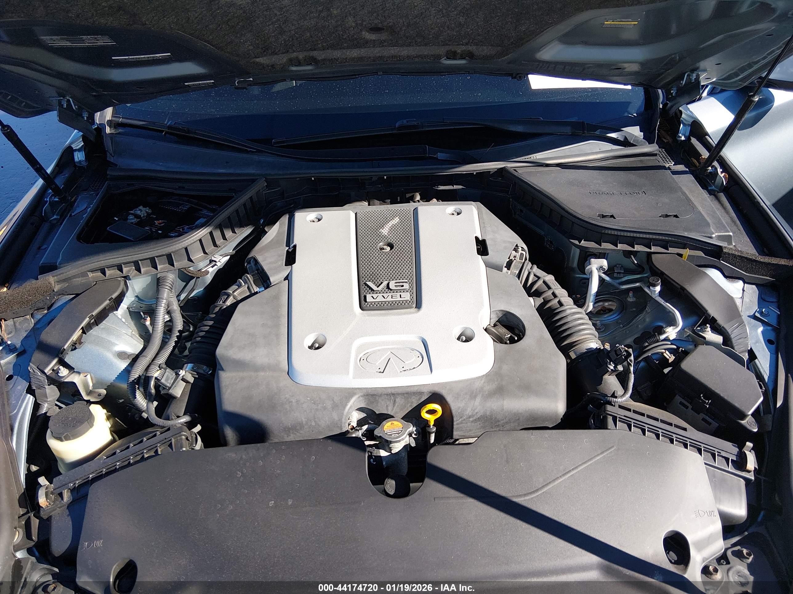 INFINITI Q50 image 10