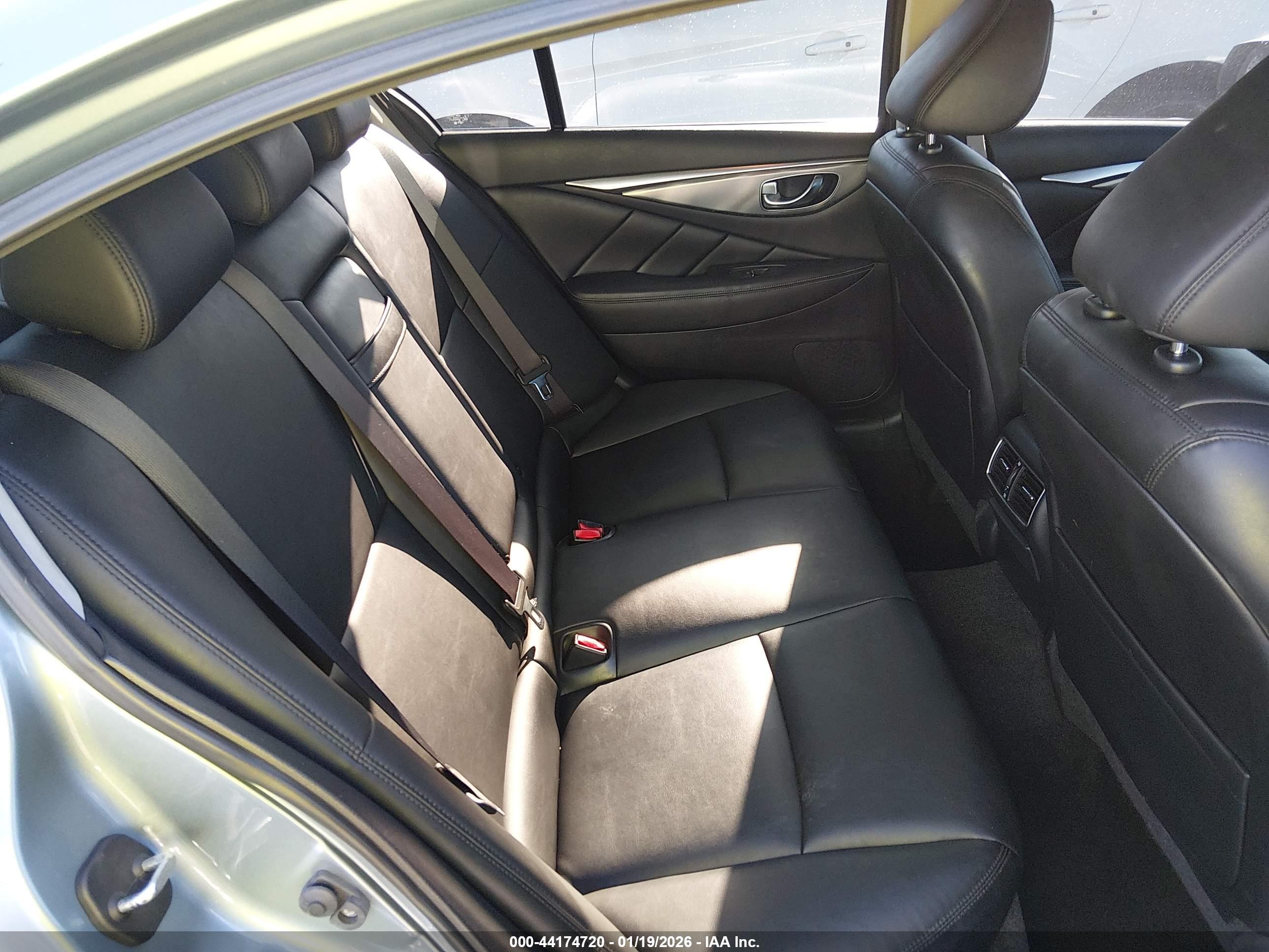 INFINITI Q50 image 8