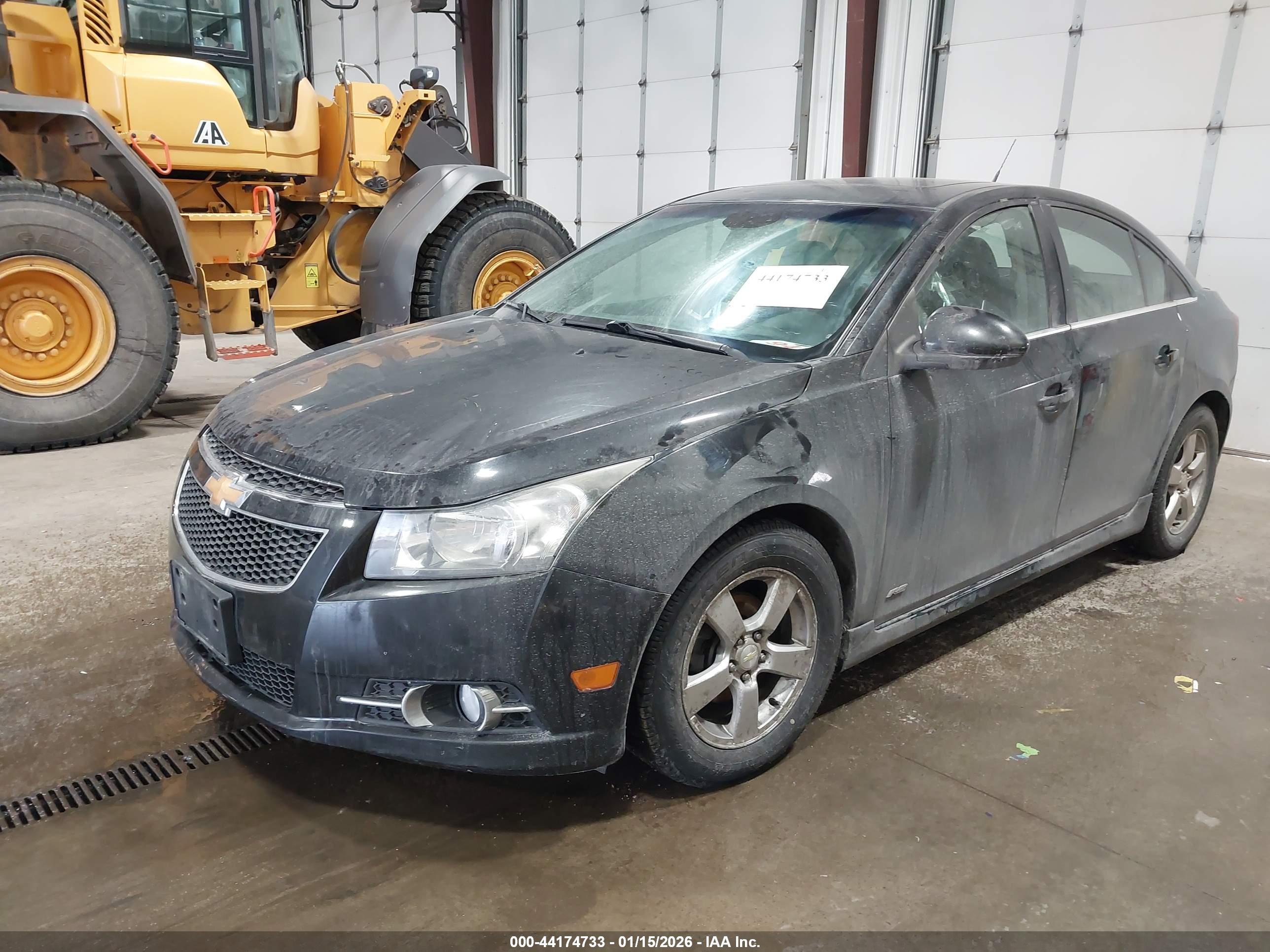 CHEVROLET CRUZE image 2